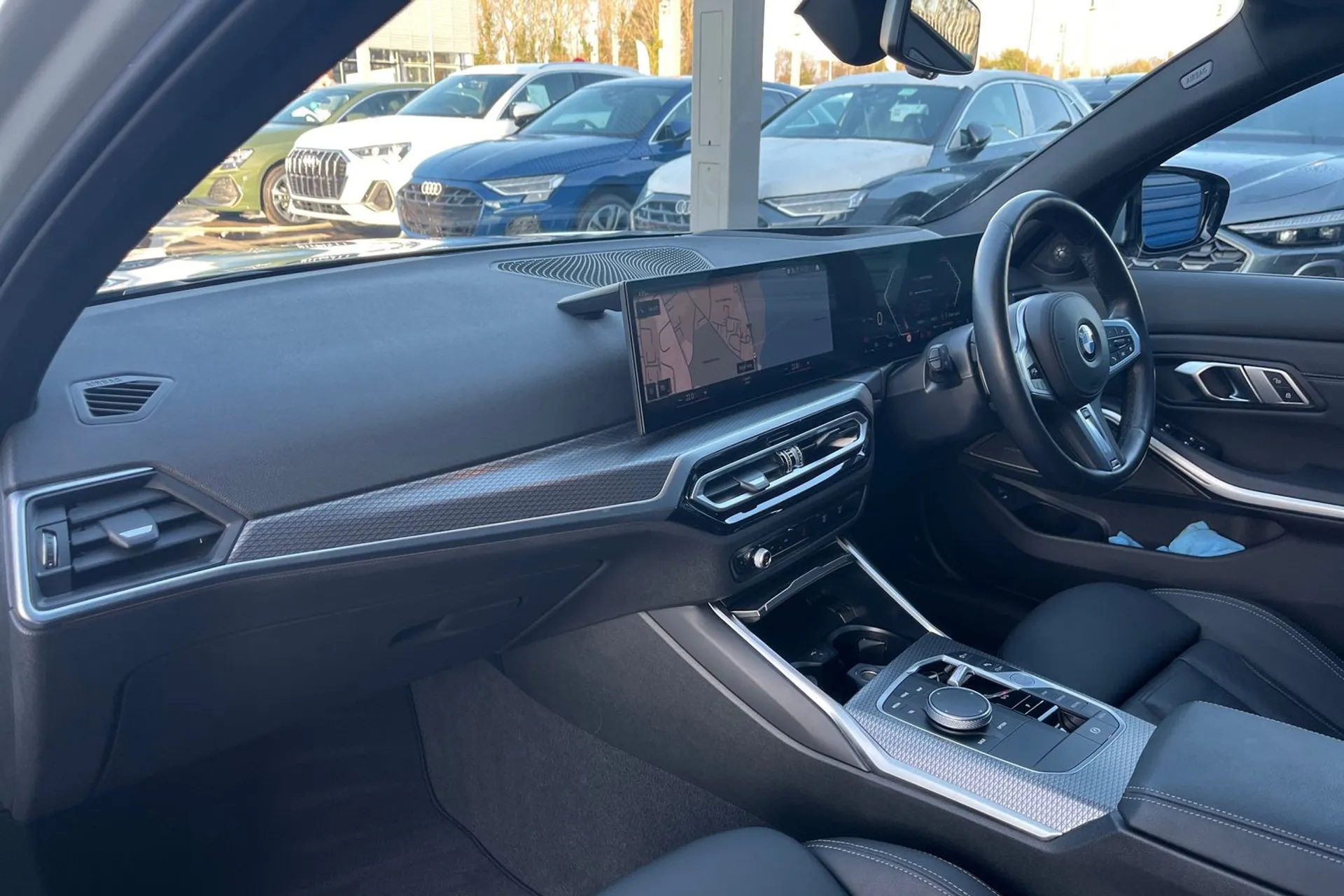 BMW 3 SERIES thumbnail image number 27