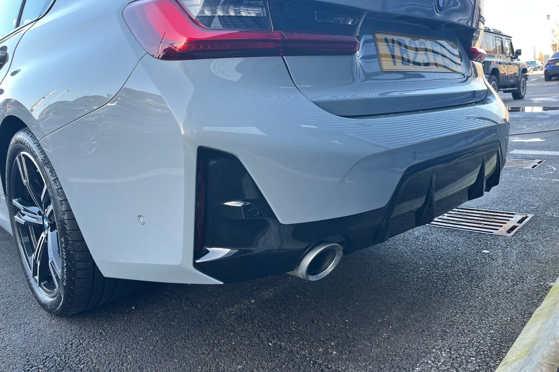 BMW 3 SERIES thumbnail image number 17