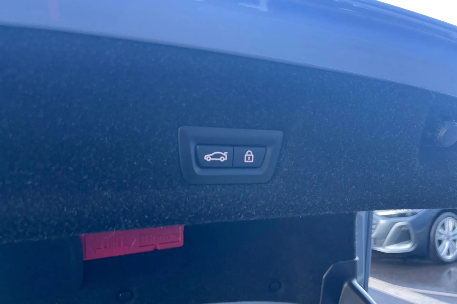 BMW 3 SERIES thumbnail image number 20