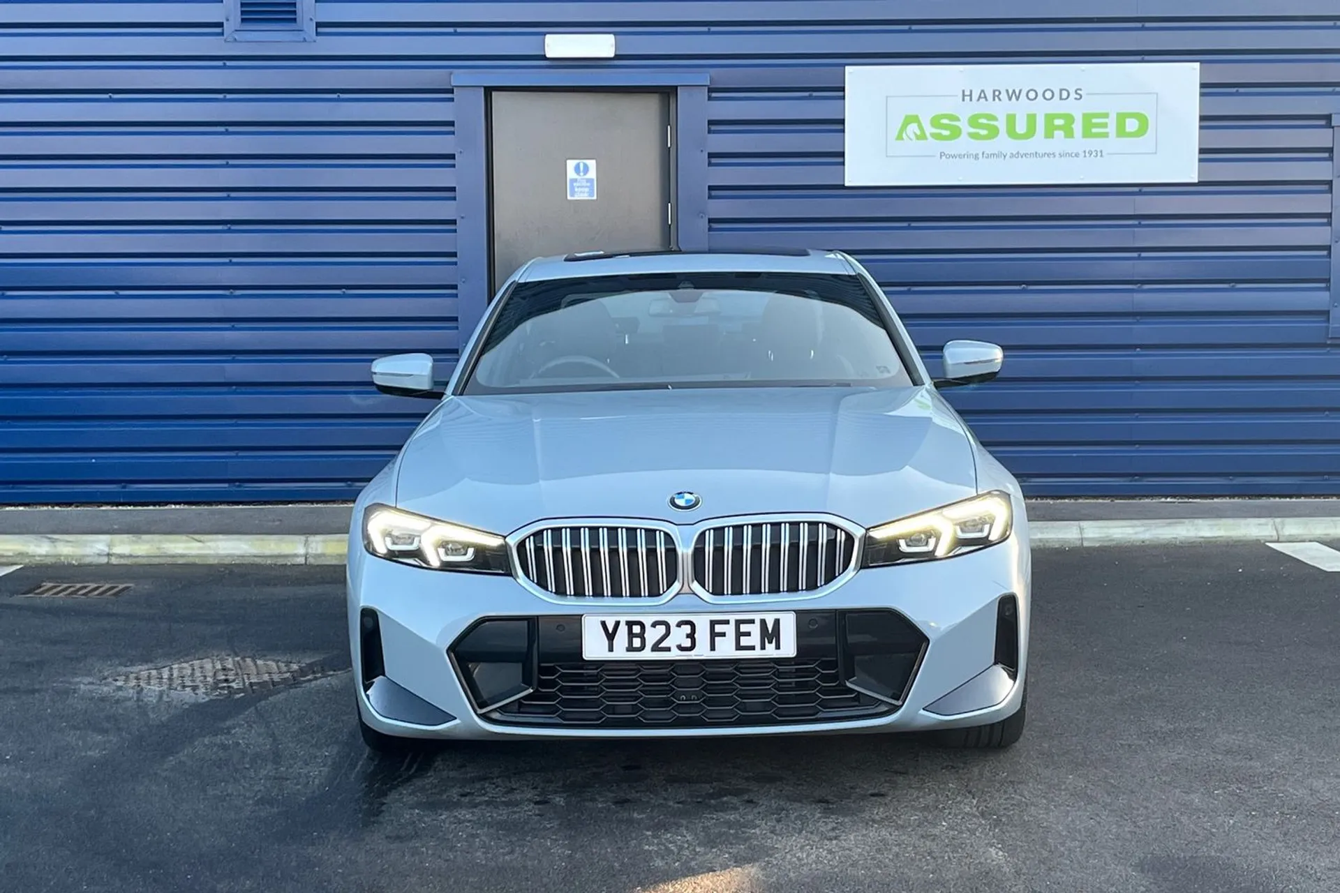 BMW 3 SERIES thumbnail image number 12