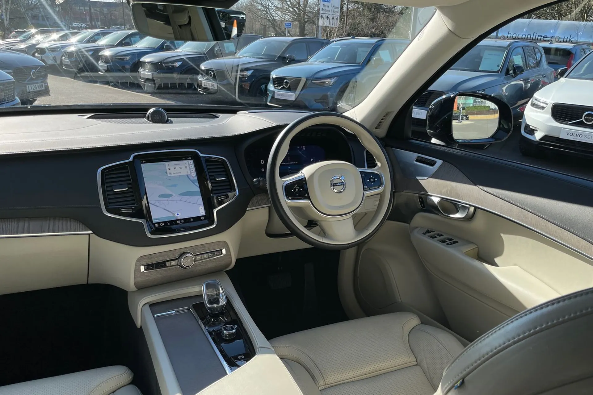 Volvo XC90 thumbnail image number 34