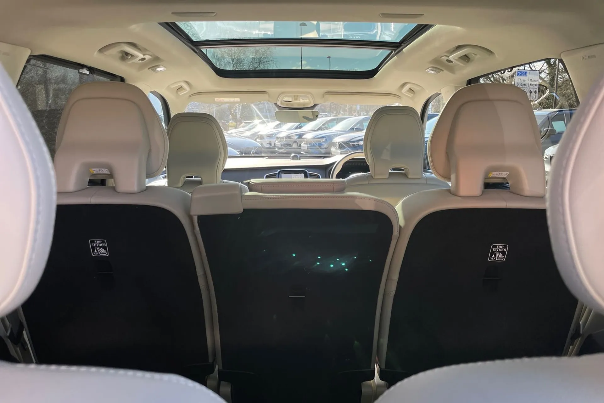 Volvo XC90 thumbnail image number 23