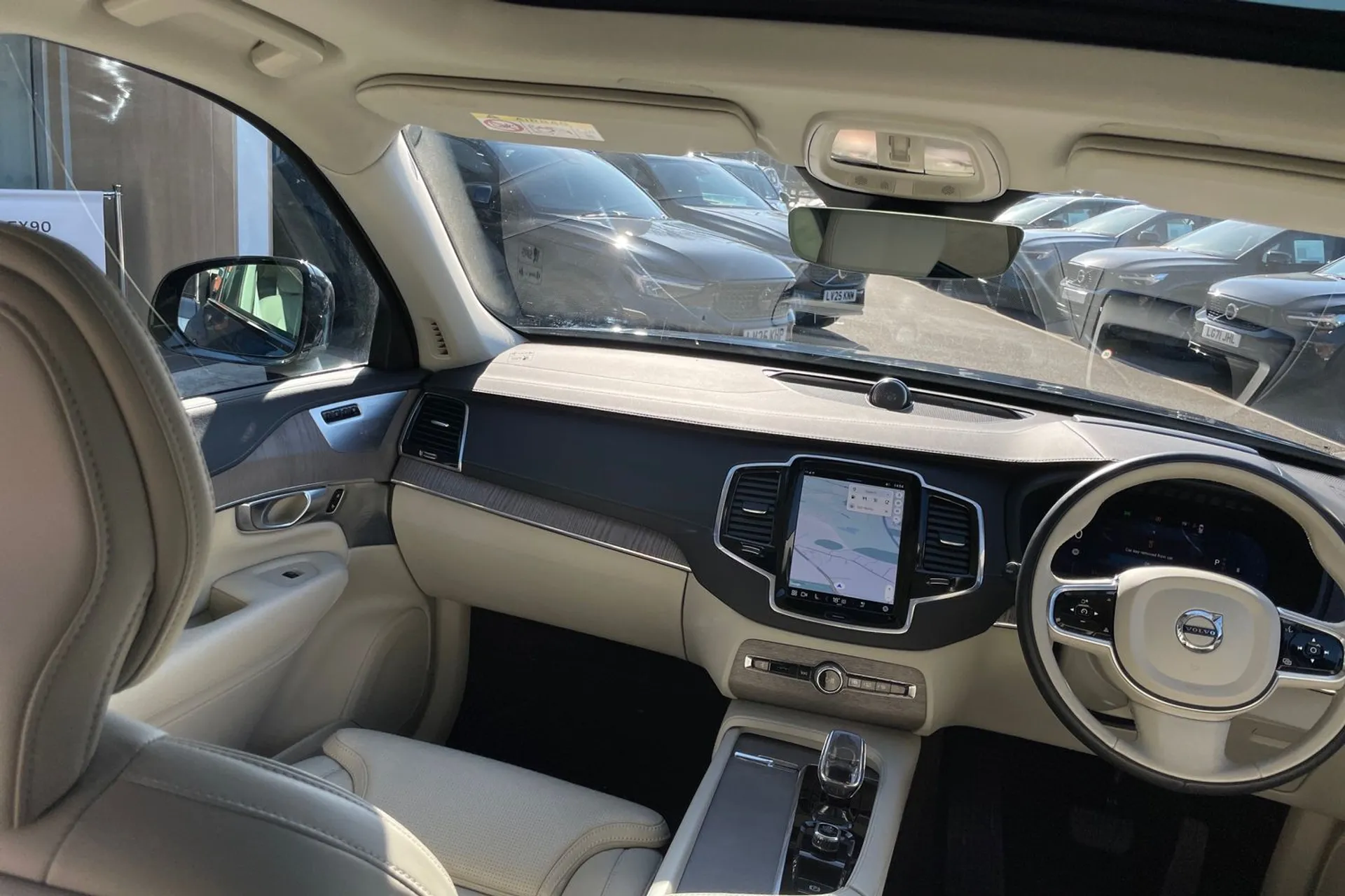 Volvo XC90 thumbnail image number 33