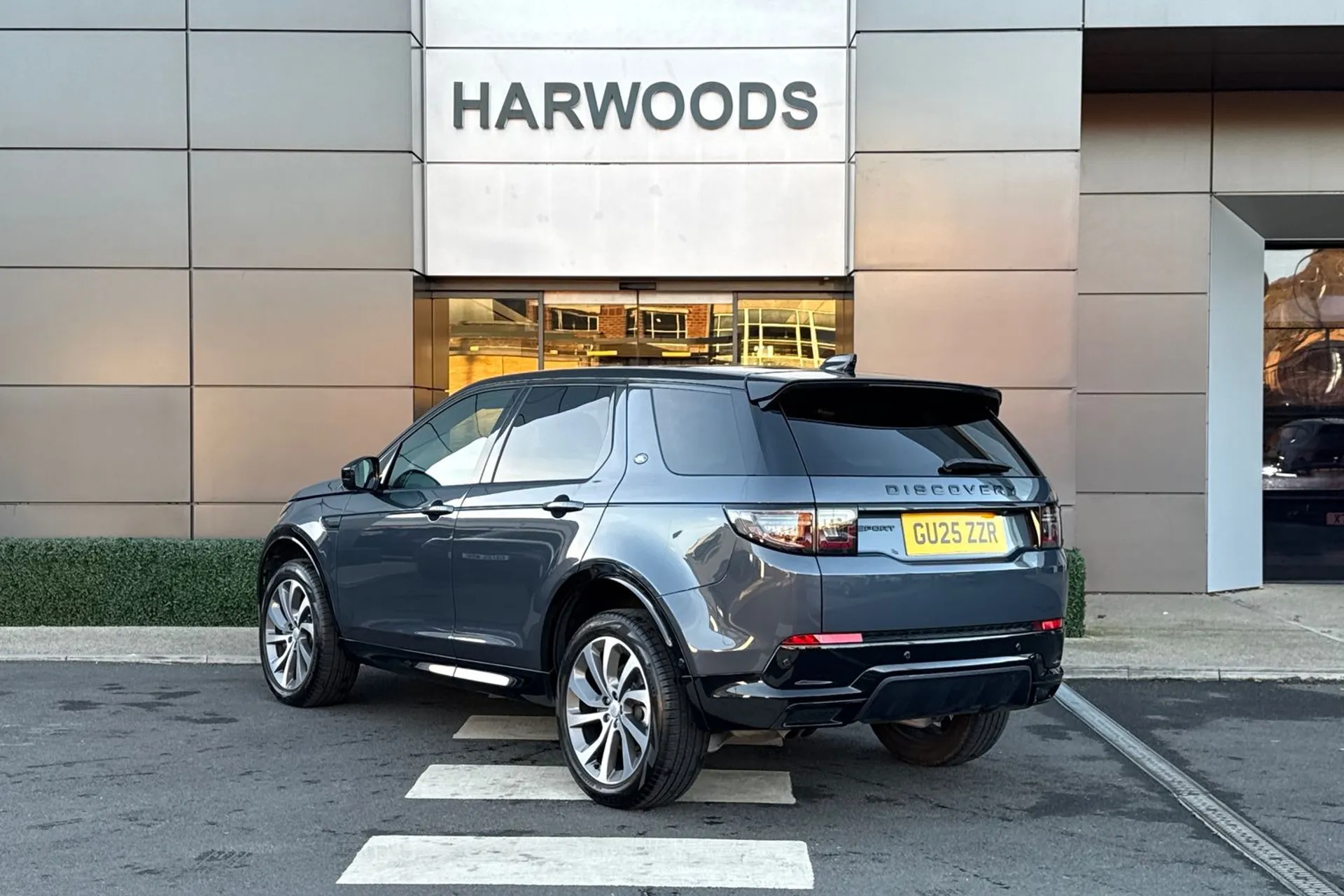 LAND ROVER DISCOVERY SPORT thumbnail image number 10