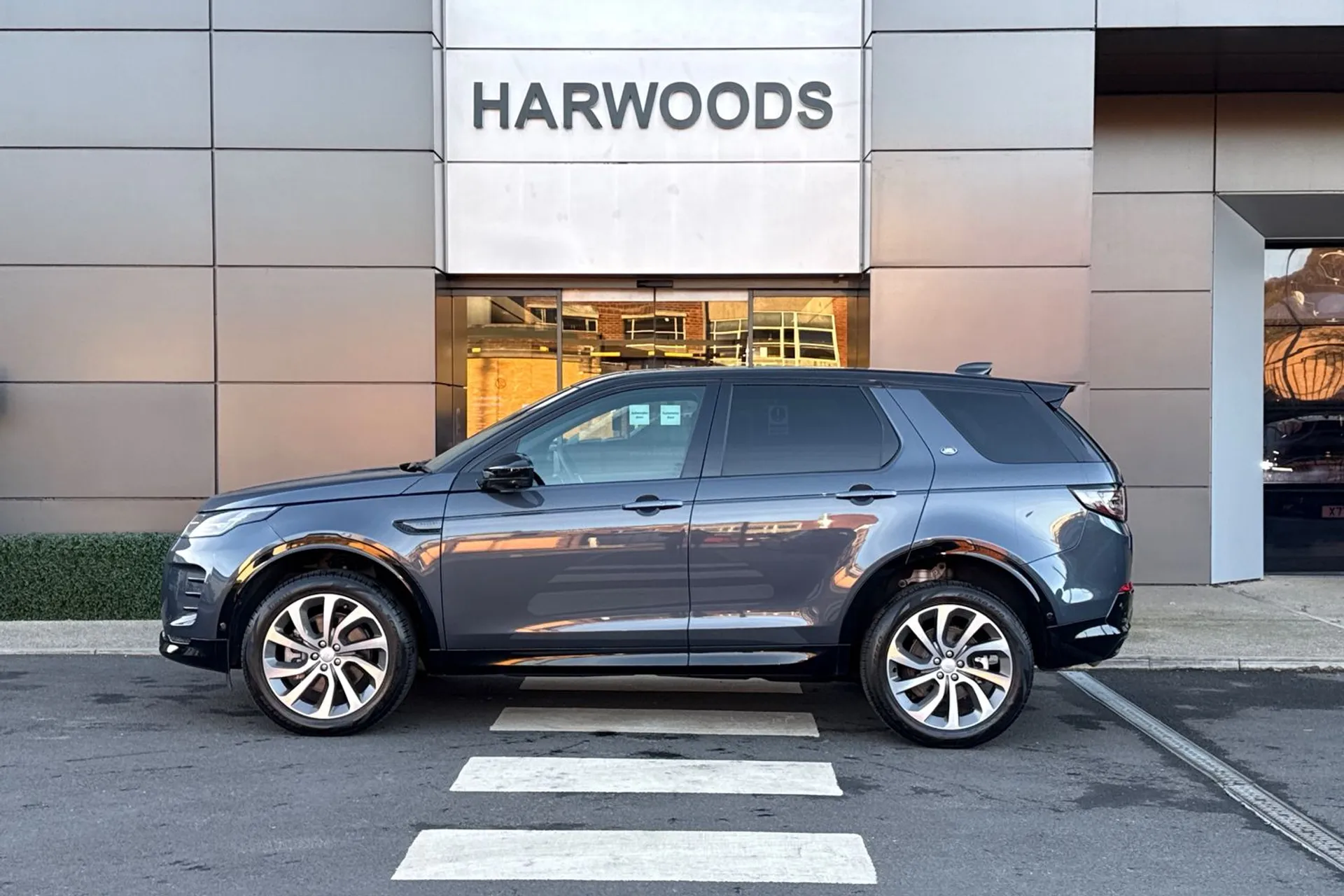 LAND ROVER DISCOVERY SPORT thumbnail image number 12