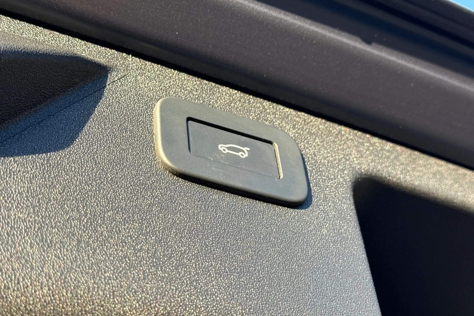 LAND ROVER DISCOVERY SPORT thumbnail image number 34