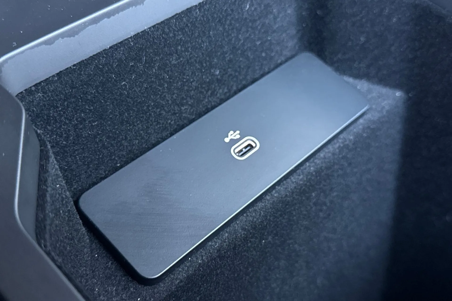 LAND ROVER DISCOVERY SPORT thumbnail image number 56