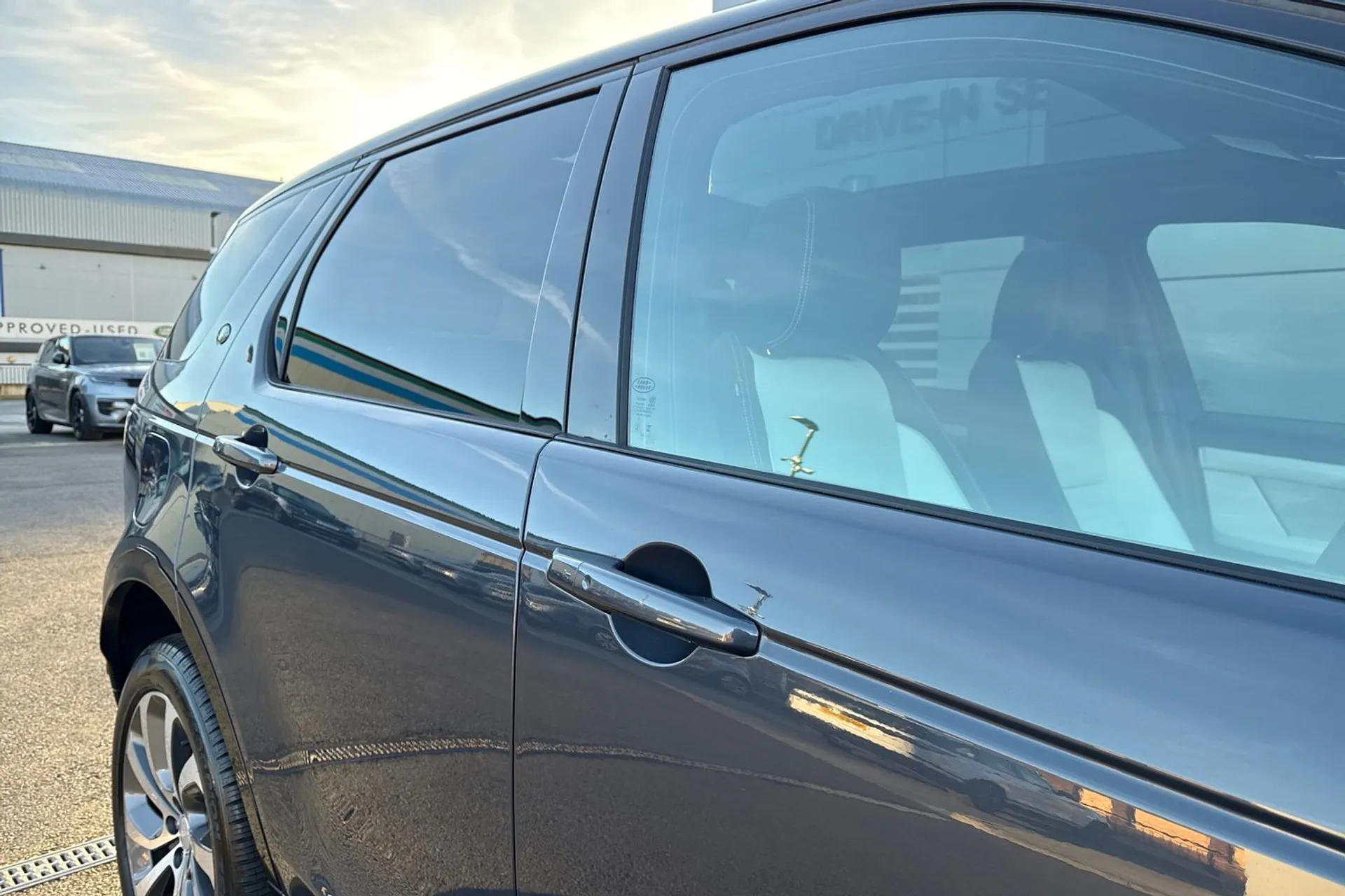 LAND ROVER DISCOVERY SPORT thumbnail image number 23