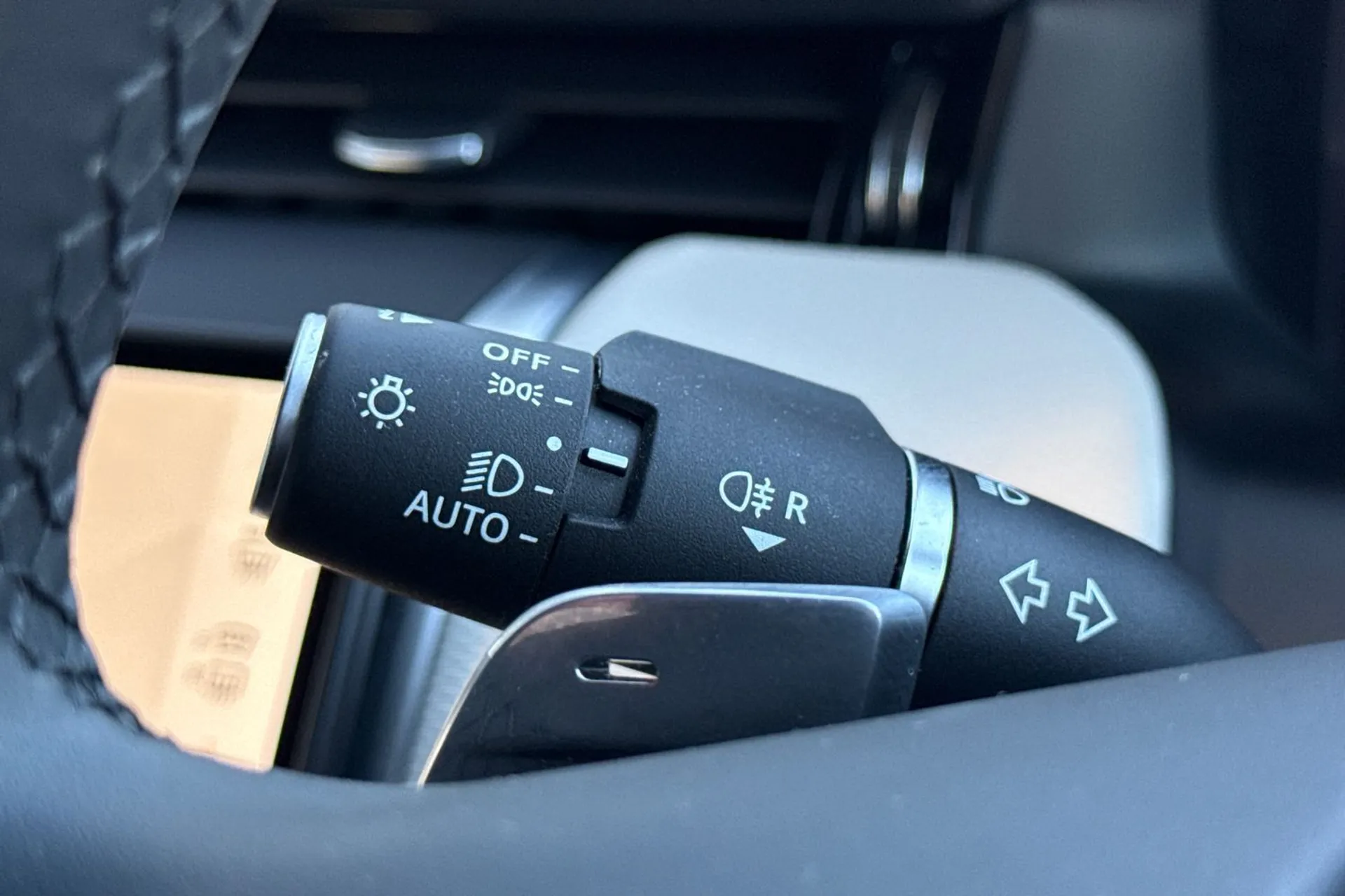 LAND ROVER DISCOVERY SPORT thumbnail image number 66