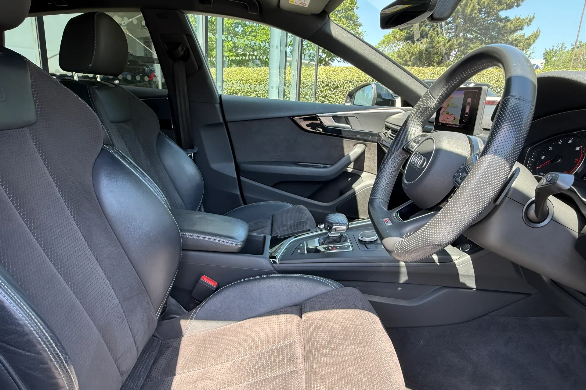 Audi A5 thumbnail image number 23