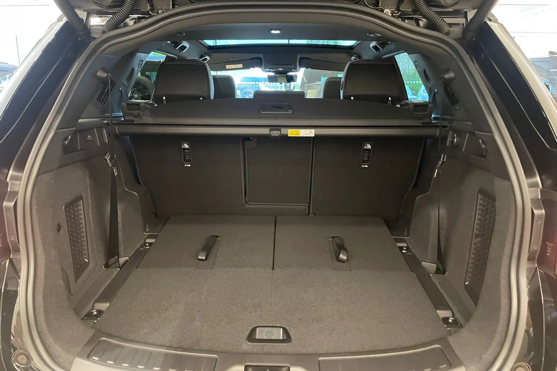 LAND ROVER DISCOVERY SPORT thumbnail image number 37