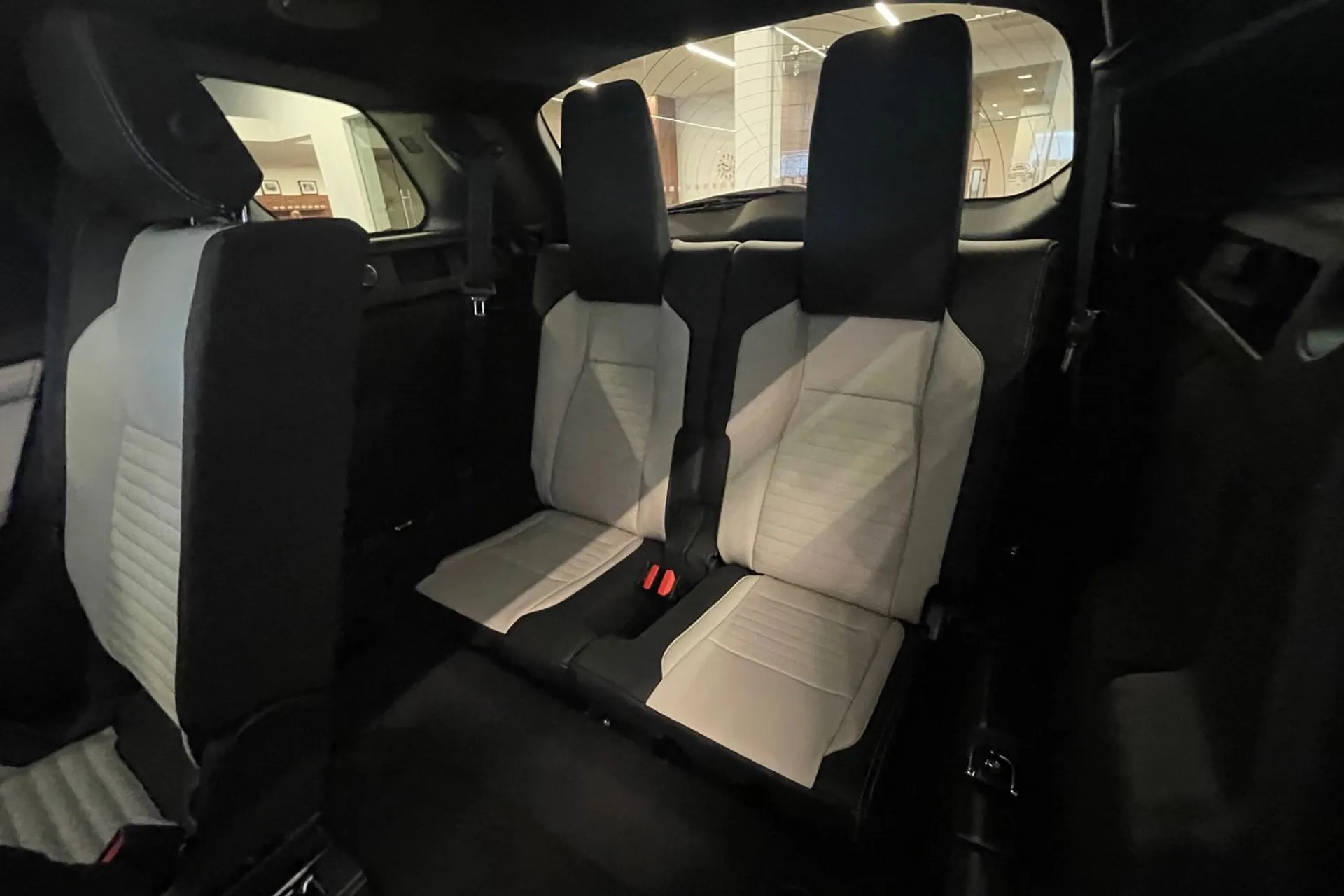 LAND ROVER DISCOVERY SPORT thumbnail image number 20