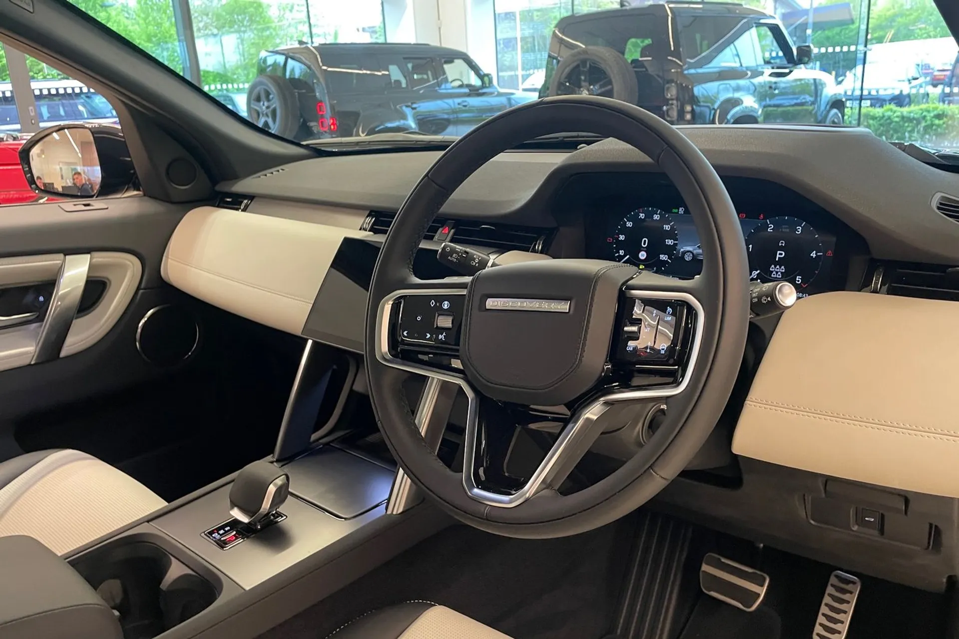 LAND ROVER DISCOVERY SPORT thumbnail image number 27