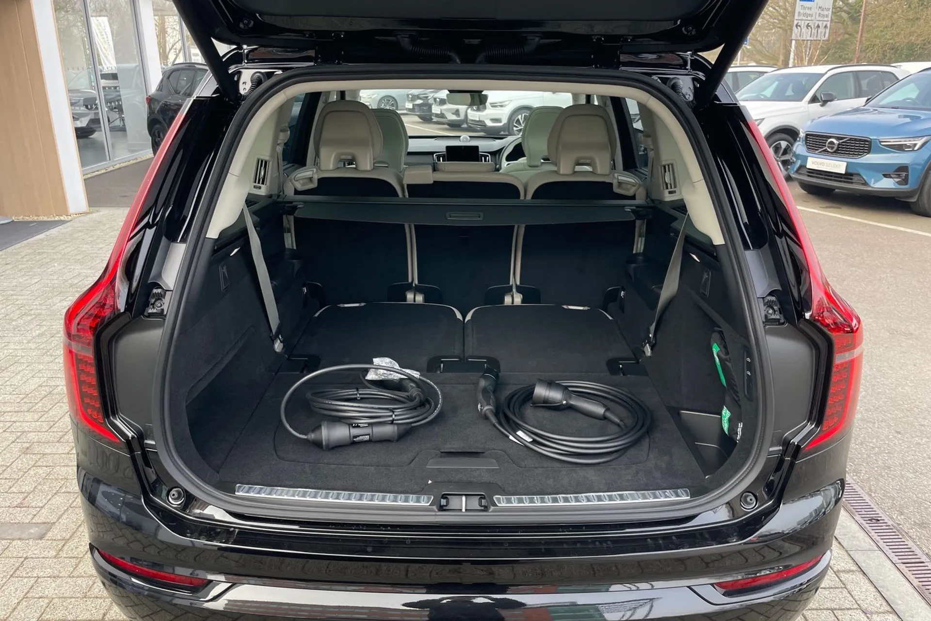 Volvo XC90 thumbnail image number 21