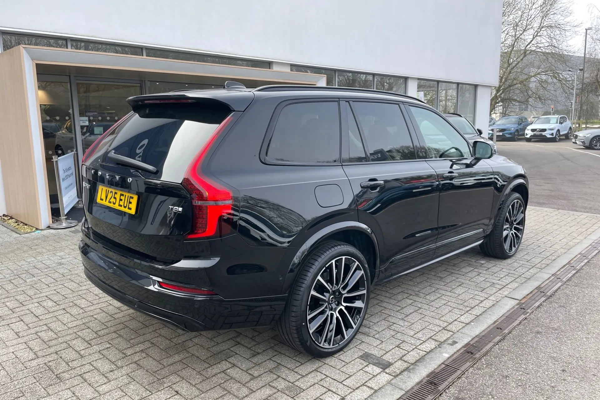 Volvo XC90 thumbnail image number 9