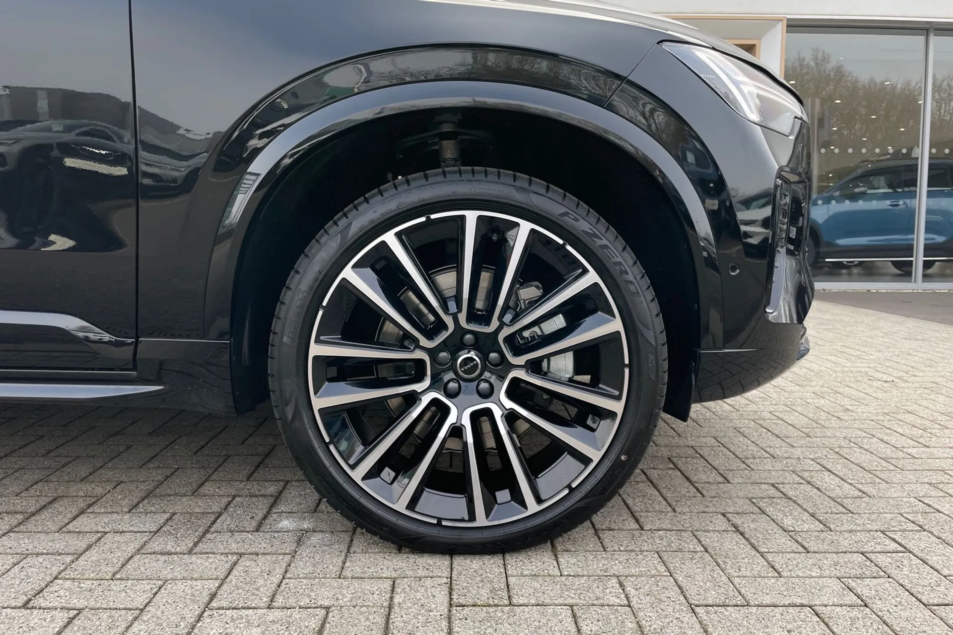 Volvo XC90 thumbnail image number 15