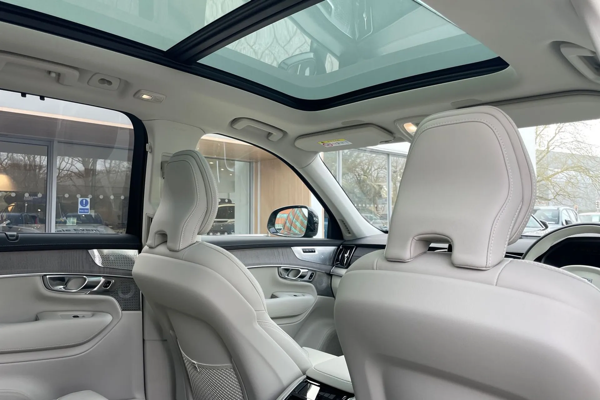 Volvo XC90 thumbnail image number 25