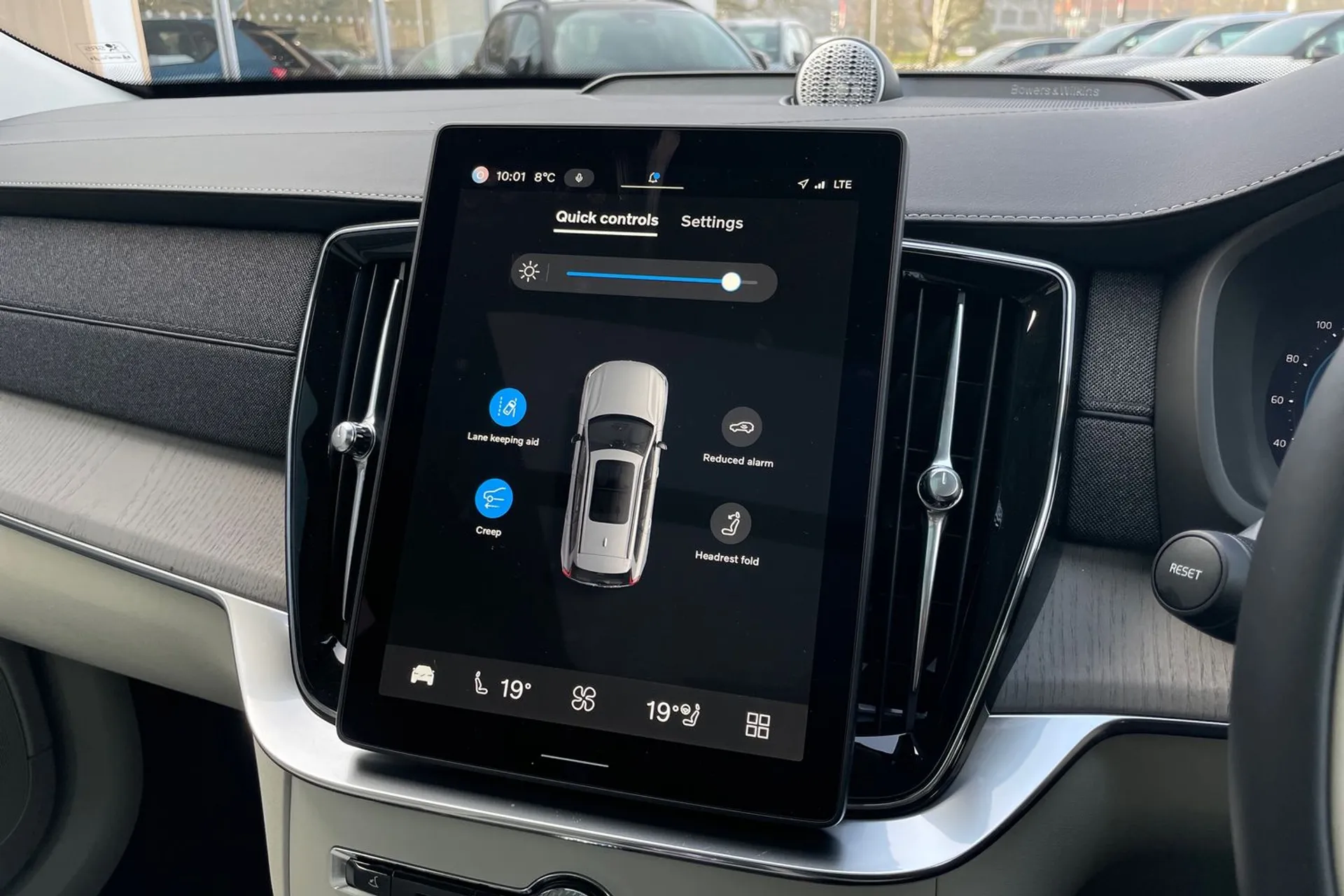 Volvo XC90 thumbnail image number 46