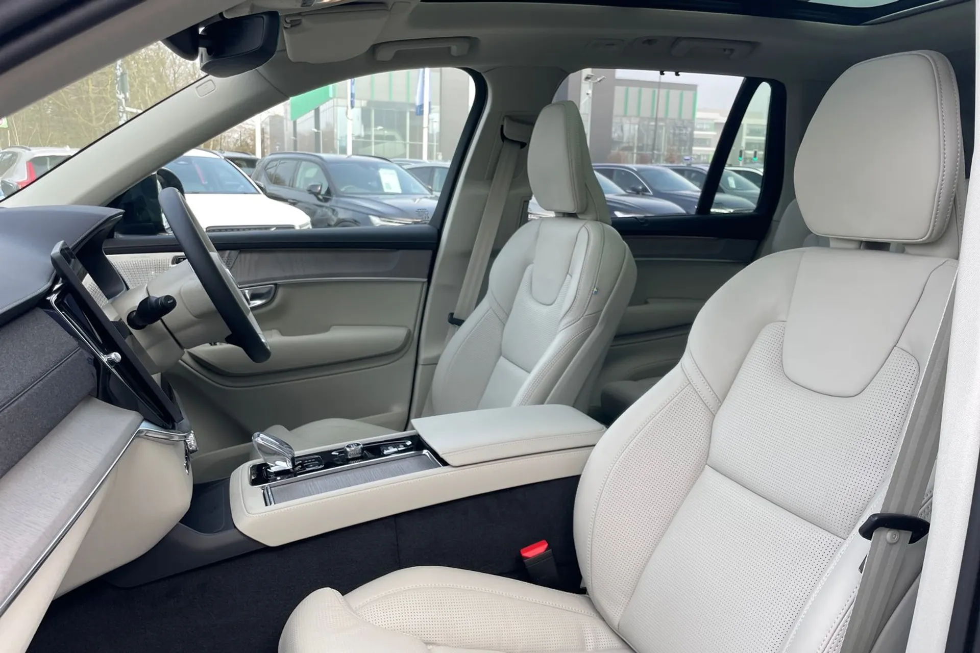 Volvo XC90 thumbnail image number 29