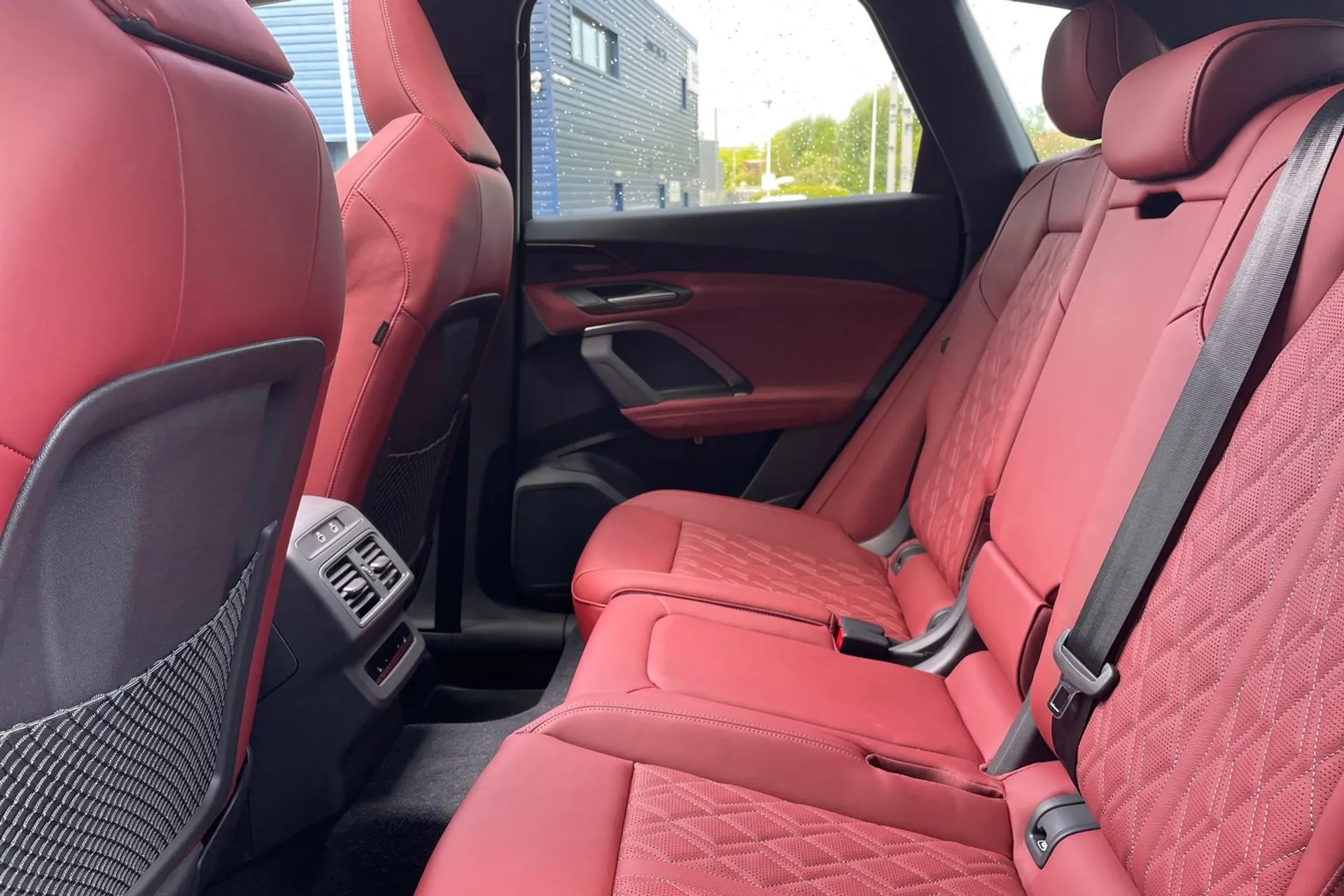 Audi Q5 thumbnail image number 34