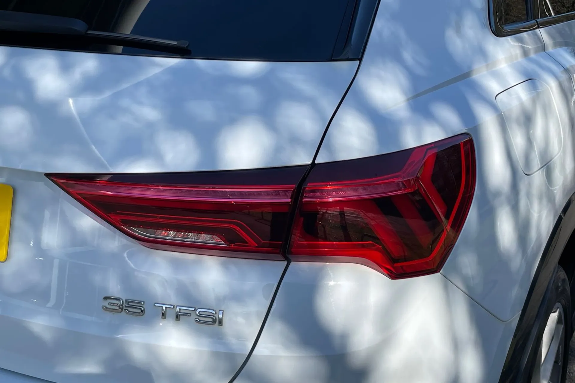 Audi Q3 thumbnail image number 20