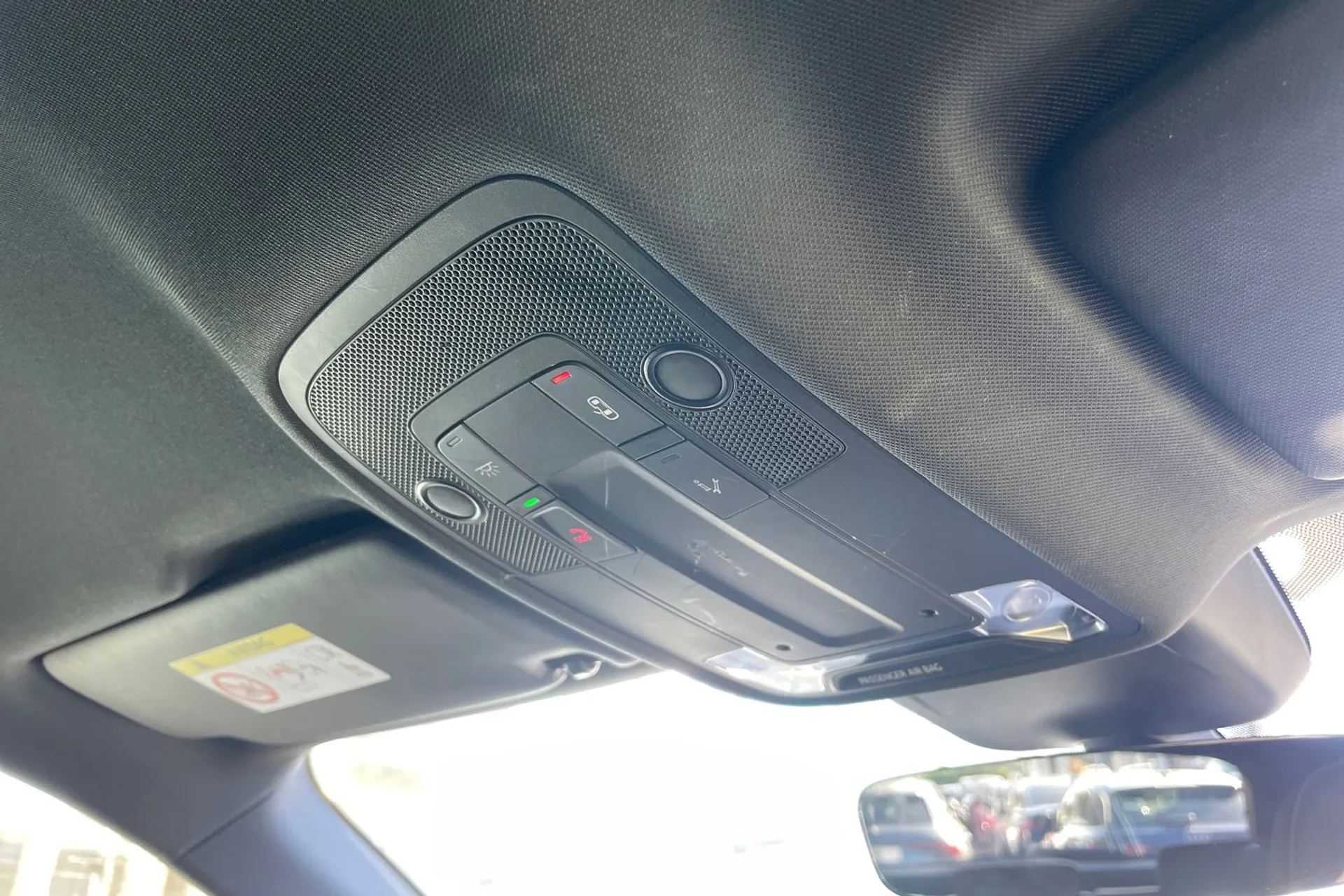 Audi Q3 thumbnail image number 41