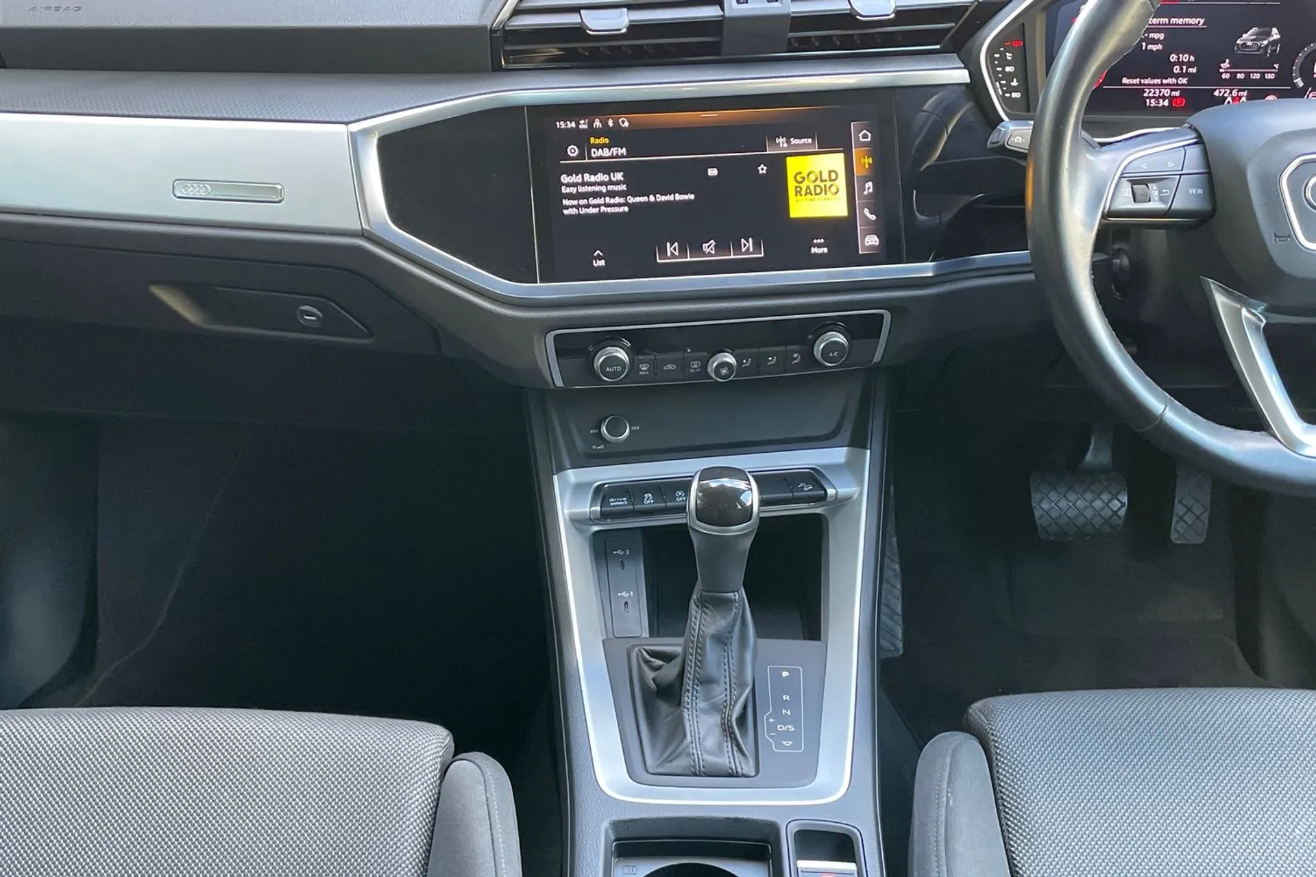 Audi Q3 thumbnail image number 34