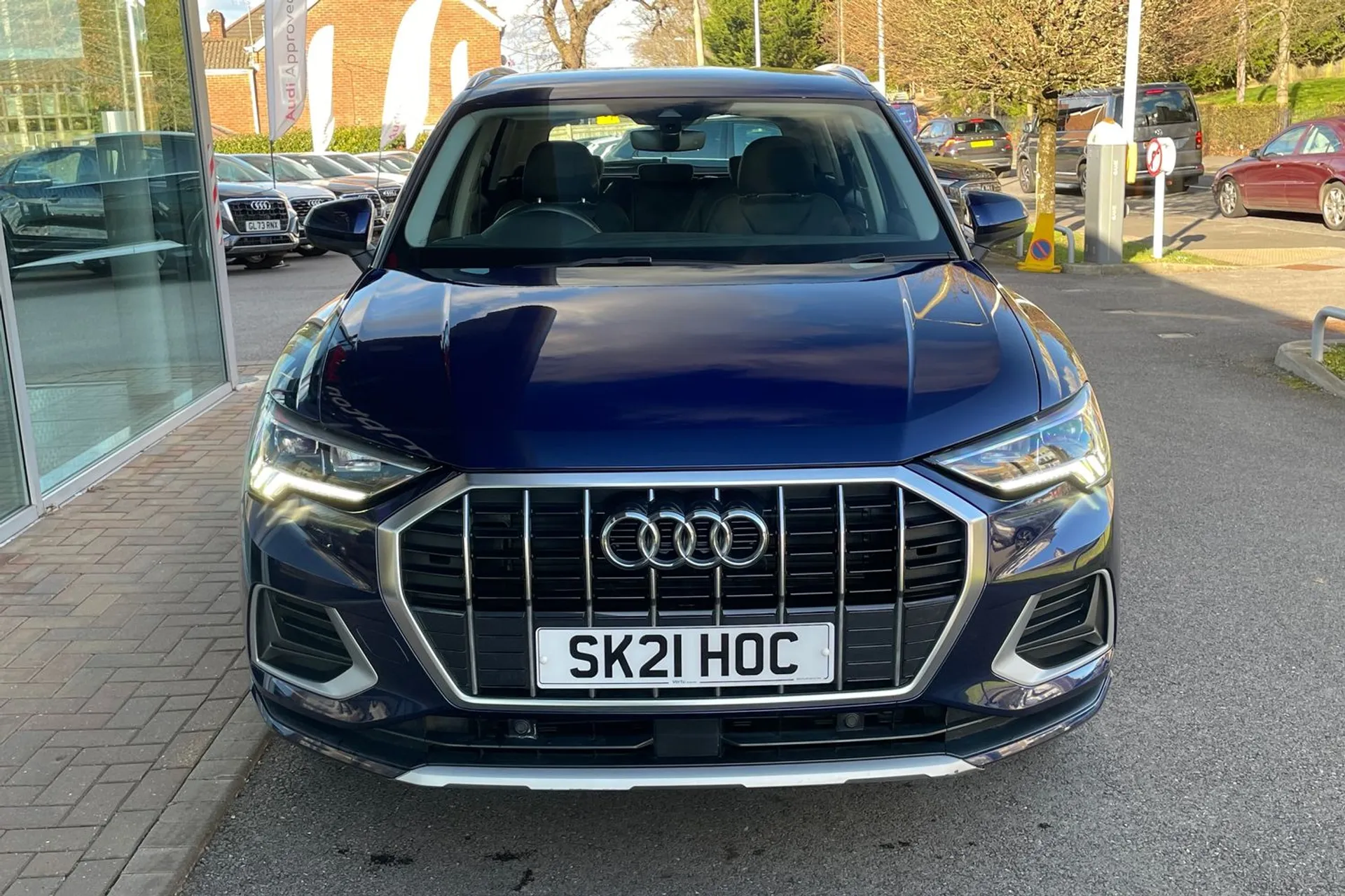 Audi Q3 thumbnail image number 10