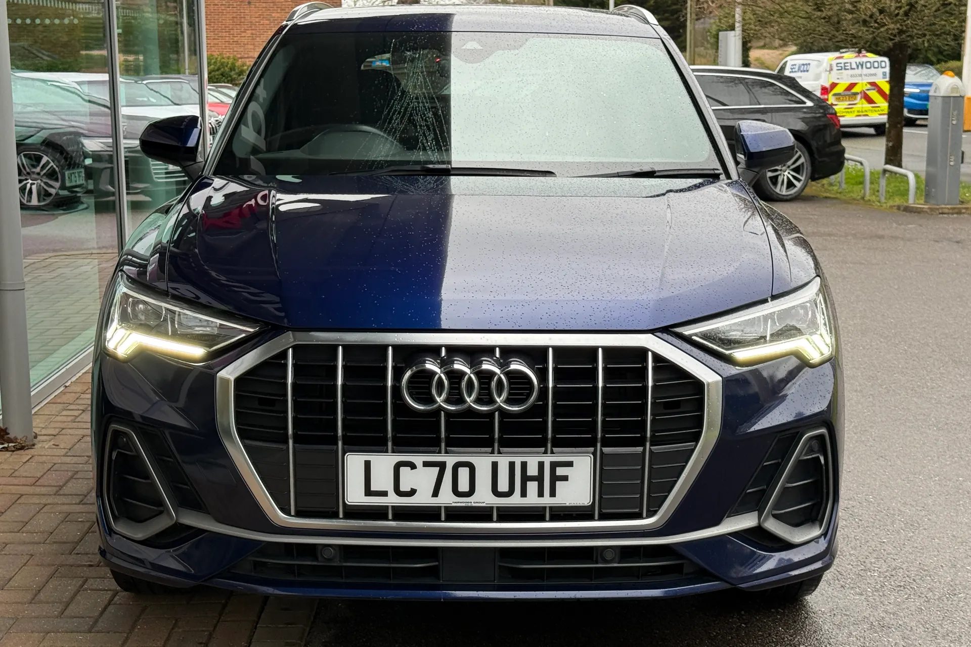 Audi Q3 thumbnail image number 59