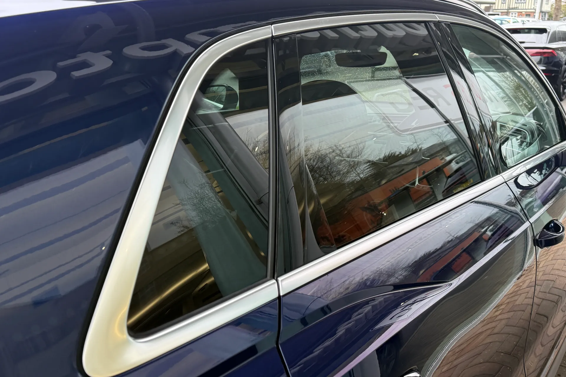 Audi Q3 thumbnail image number 39