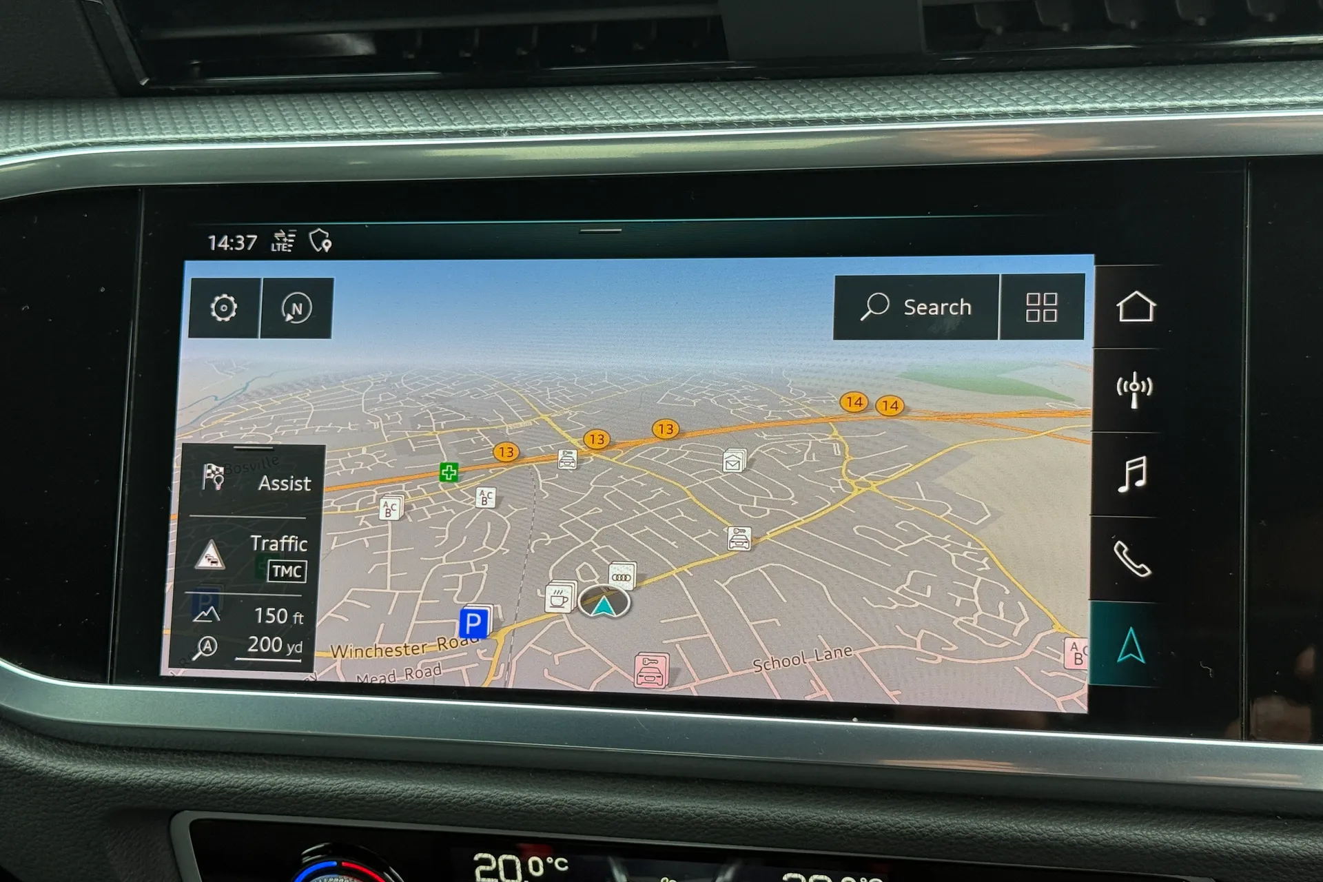 Audi Q3 thumbnail image number 4