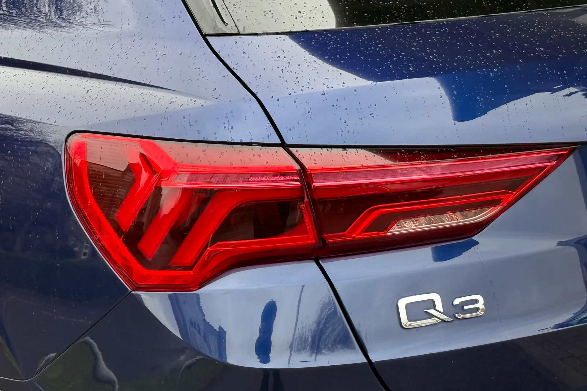 Audi Q3 thumbnail image number 49
