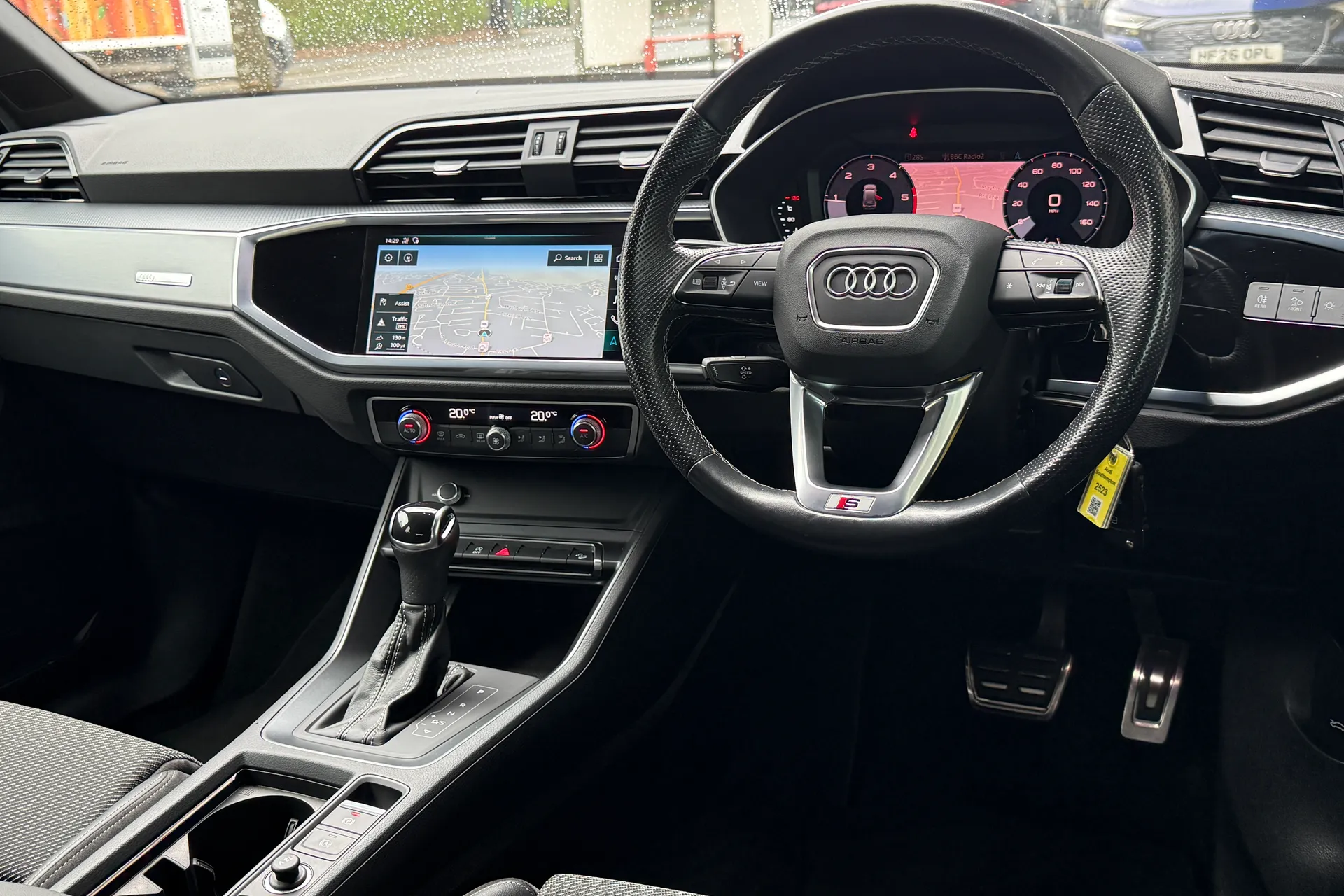 Audi Q3 thumbnail image number 40