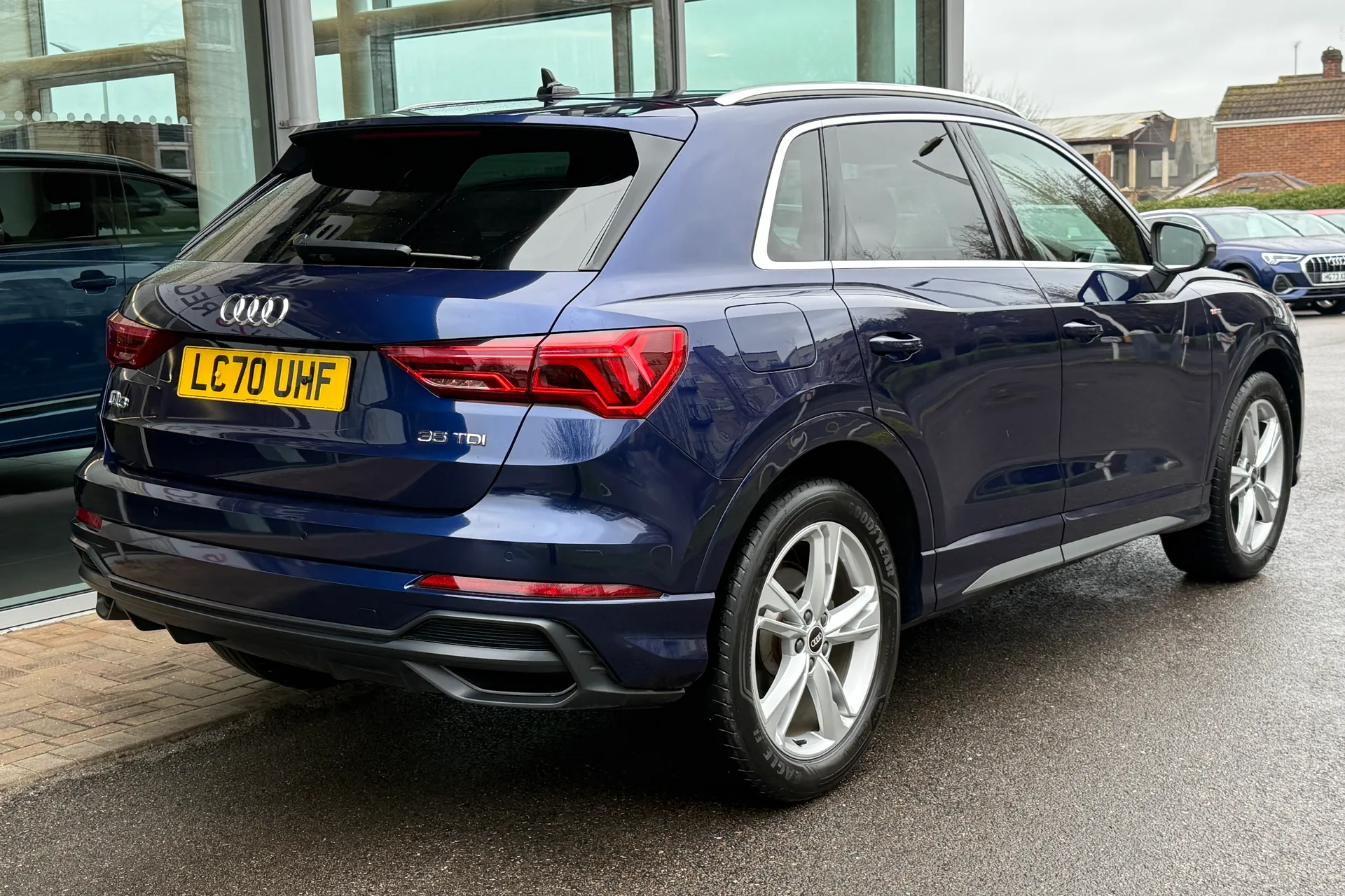 Audi Q3 thumbnail image number 62