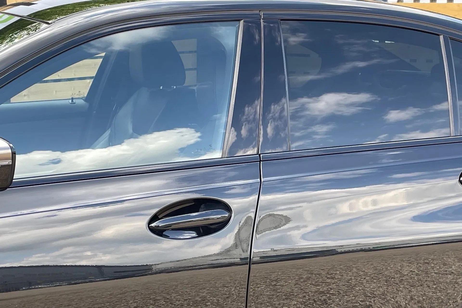 BMW 3 SERIES thumbnail image number 15