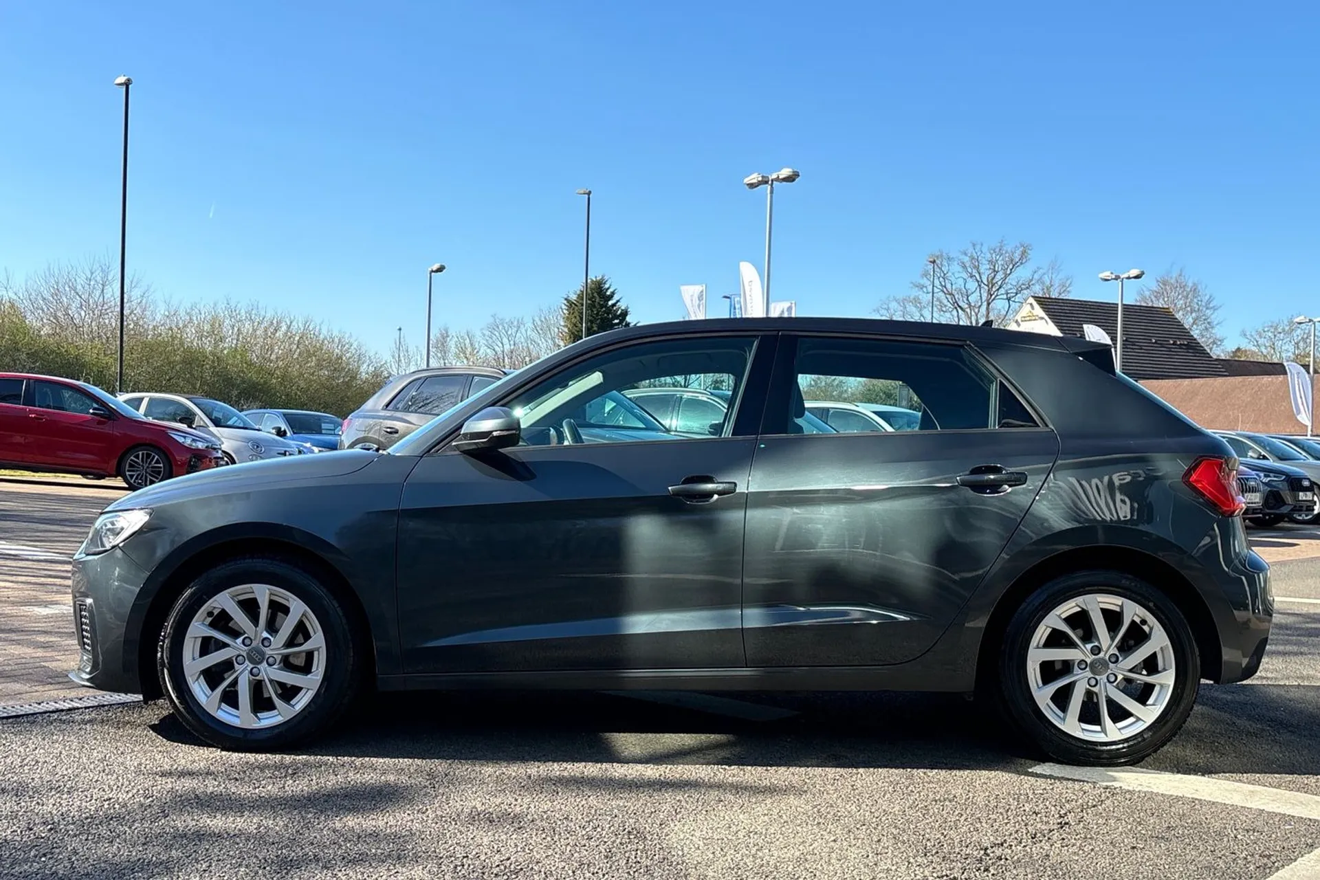 Audi A1 thumbnail image number 9