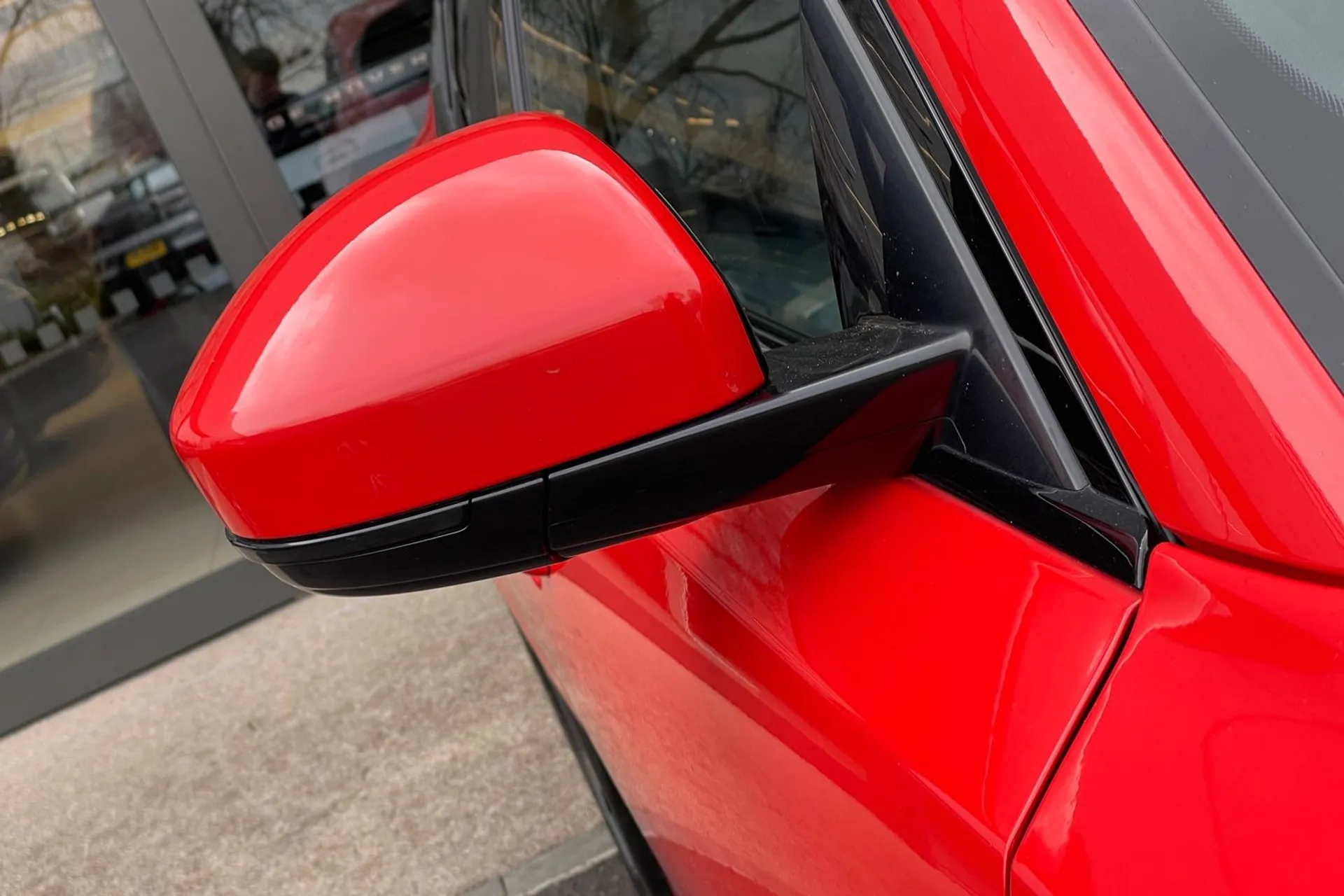 Jaguar E-PACE thumbnail image number 60