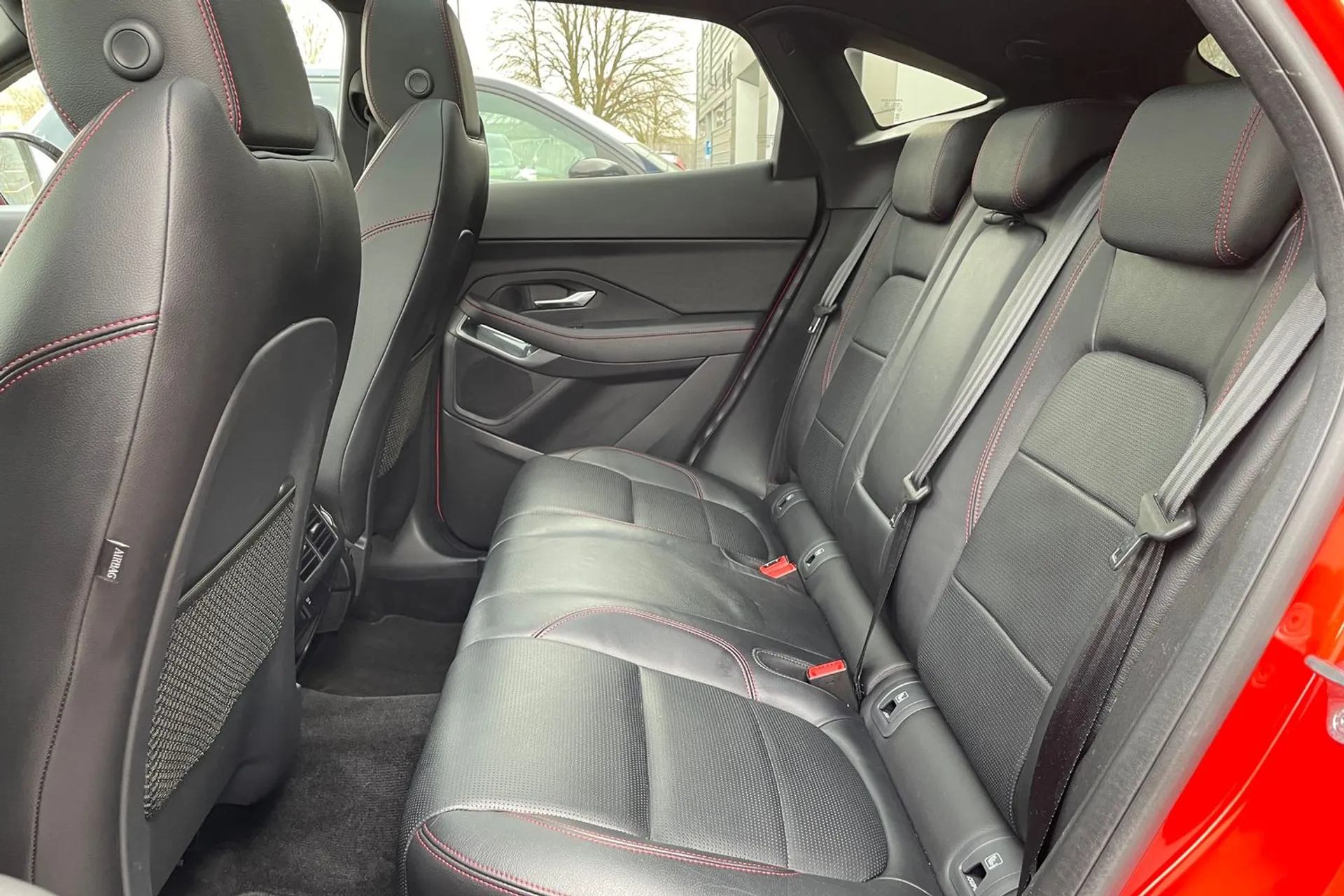 Jaguar E-PACE thumbnail image number 54