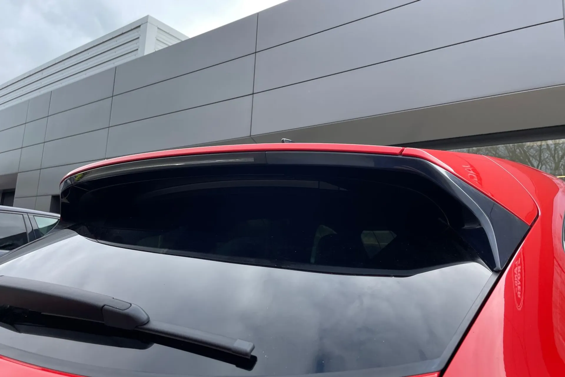 Jaguar E-PACE thumbnail image number 33