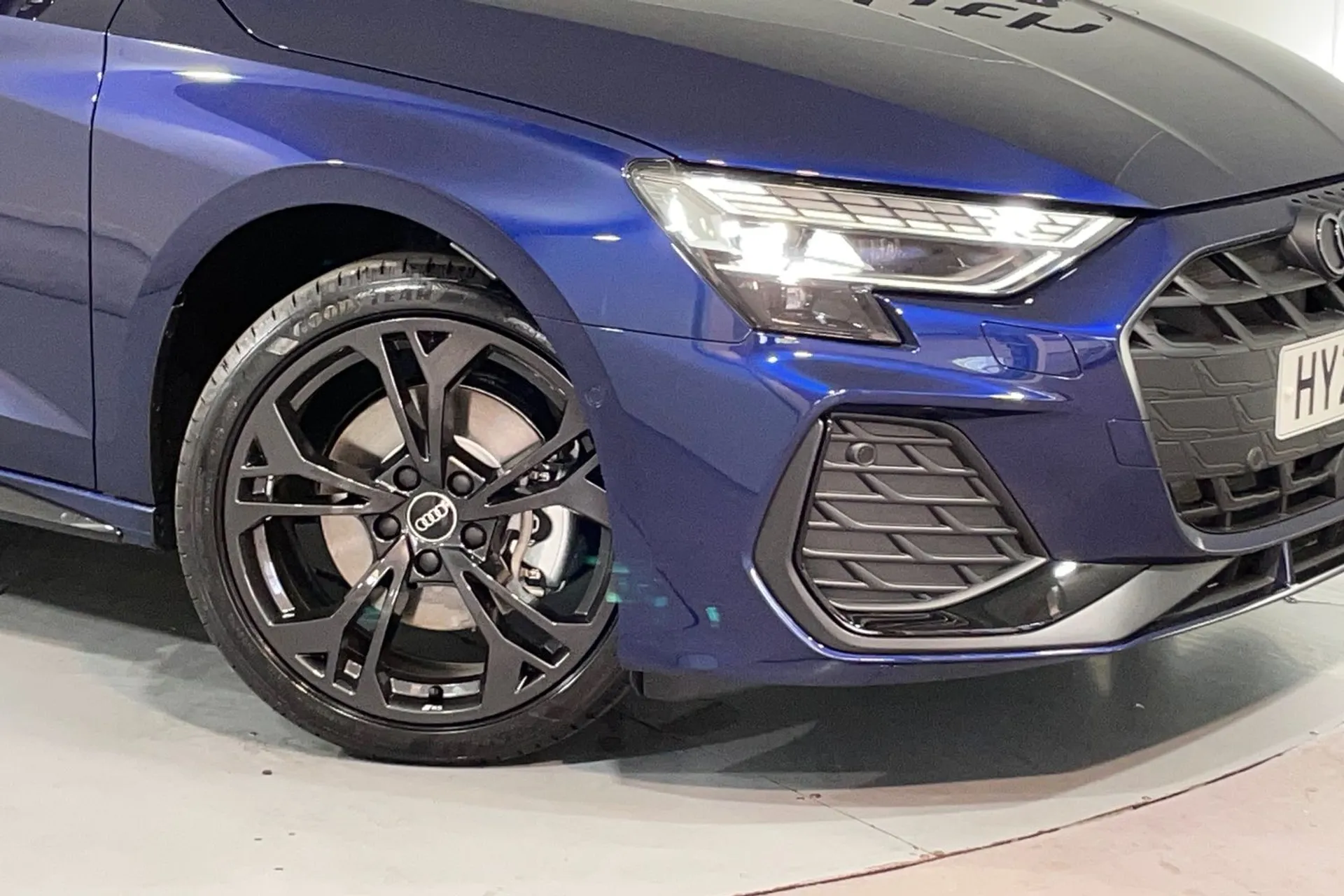 Audi A3 thumbnail image number 9
