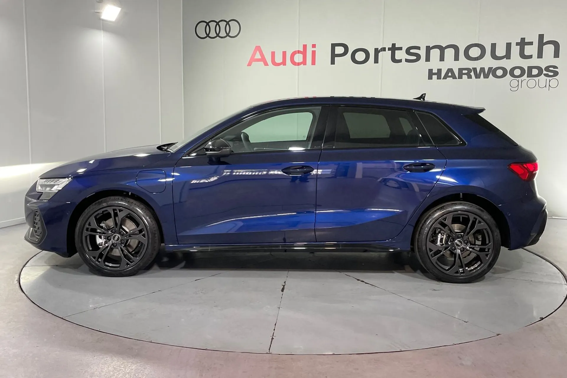 Audi A3 thumbnail image number 11