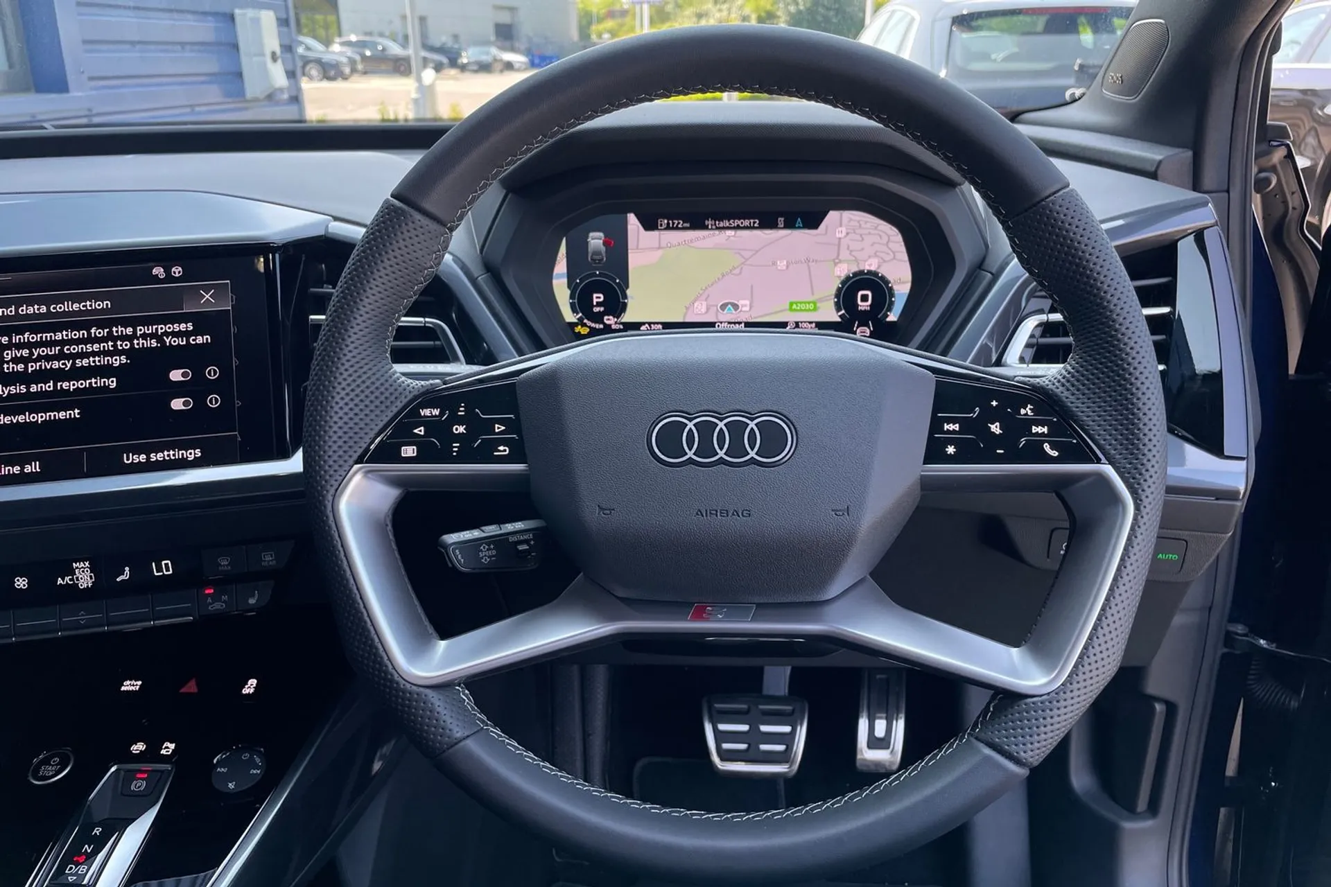 Audi Q4 thumbnail image number 37
