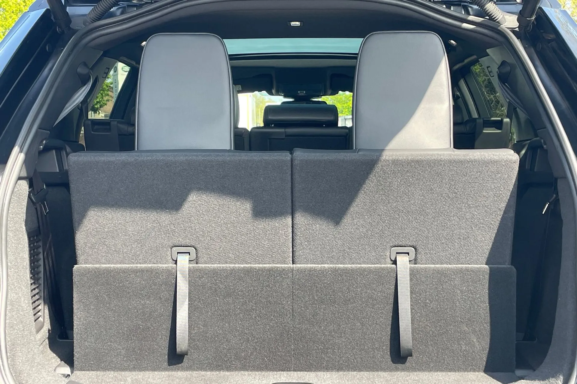 LAND ROVER DISCOVERY SPORT thumbnail image number 32
