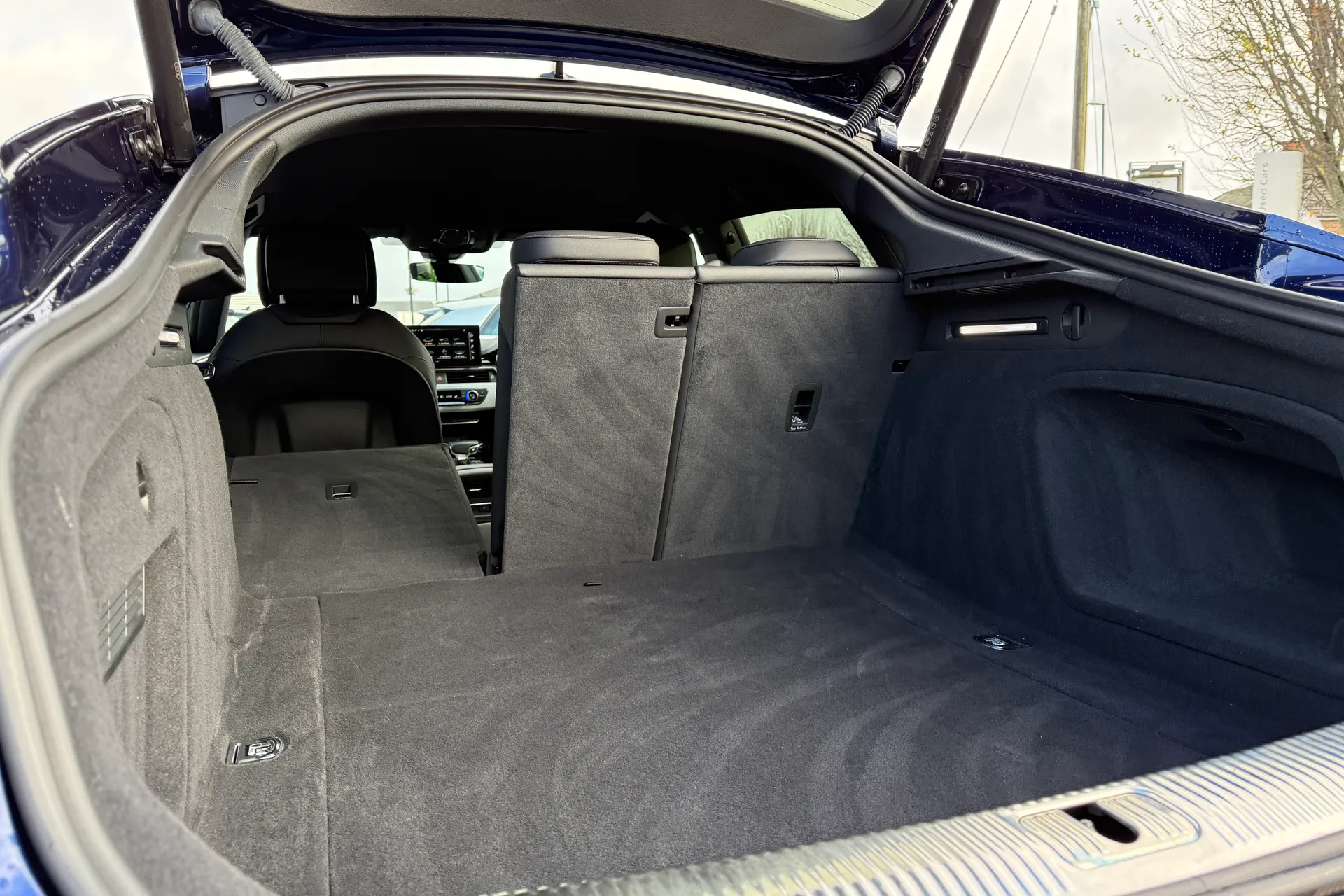 Audi A5 thumbnail image number 32