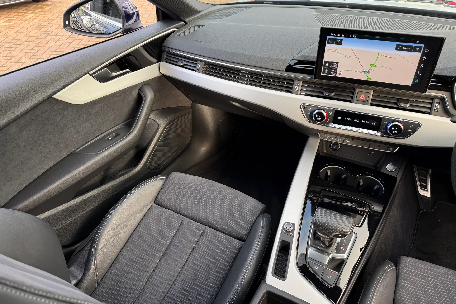 Audi A5 thumbnail image number 35