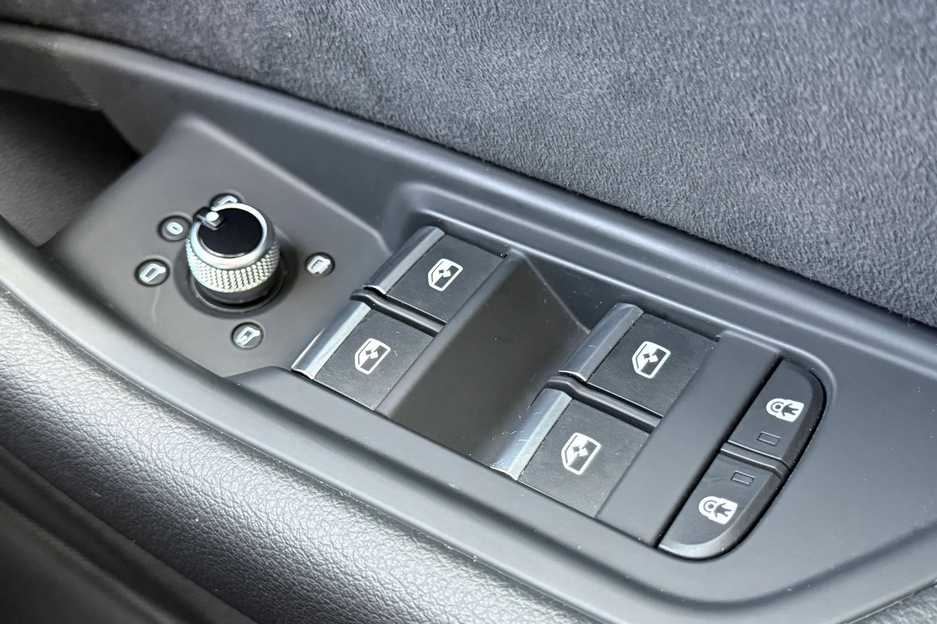 Audi A5 thumbnail image number 16