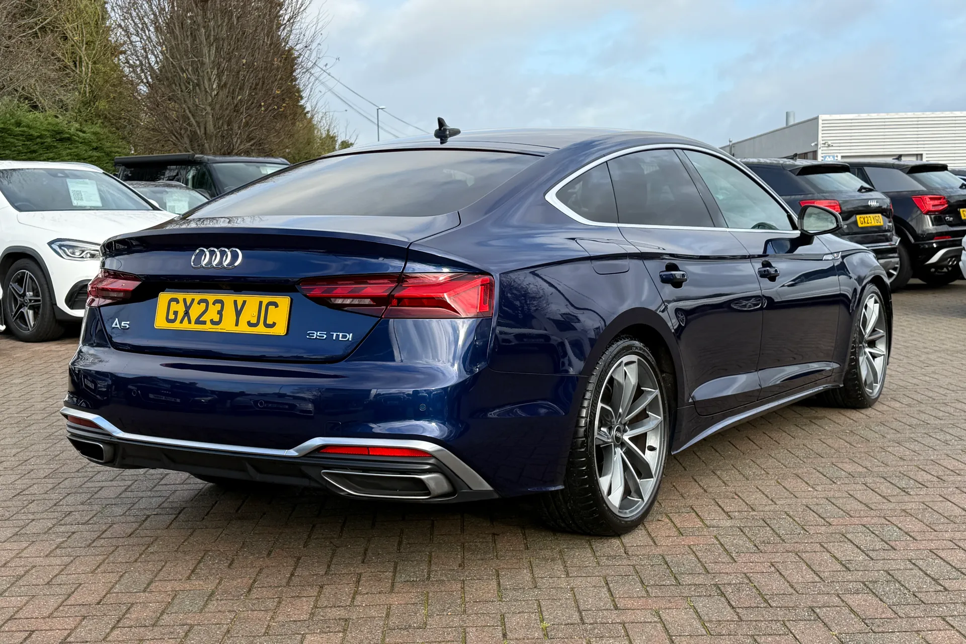 Audi A5 thumbnail image number 28