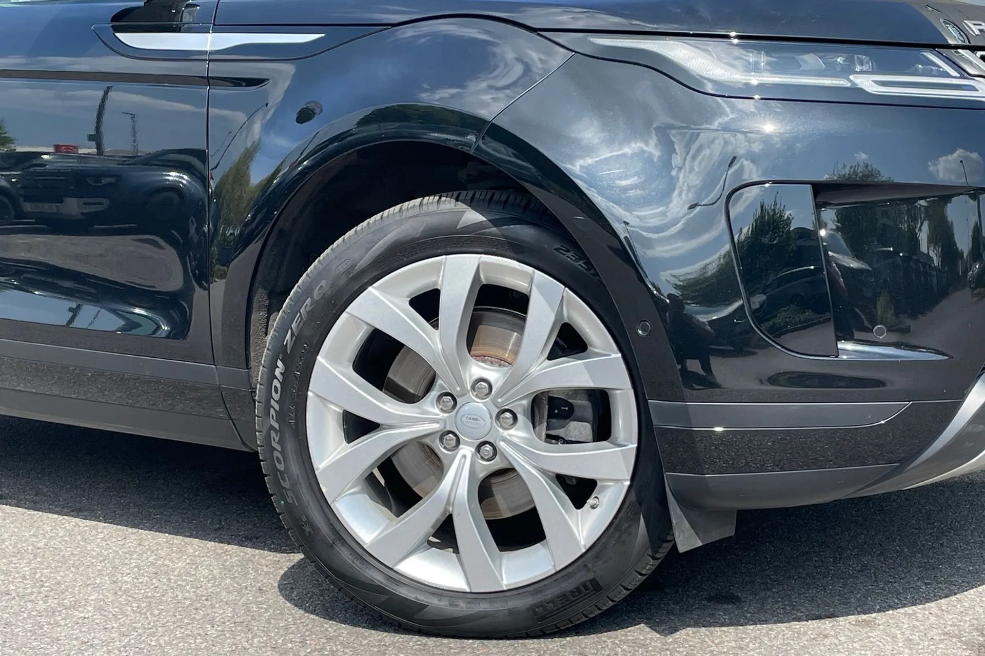LAND ROVER RANGE ROVER EVOQUE thumbnail image number 12