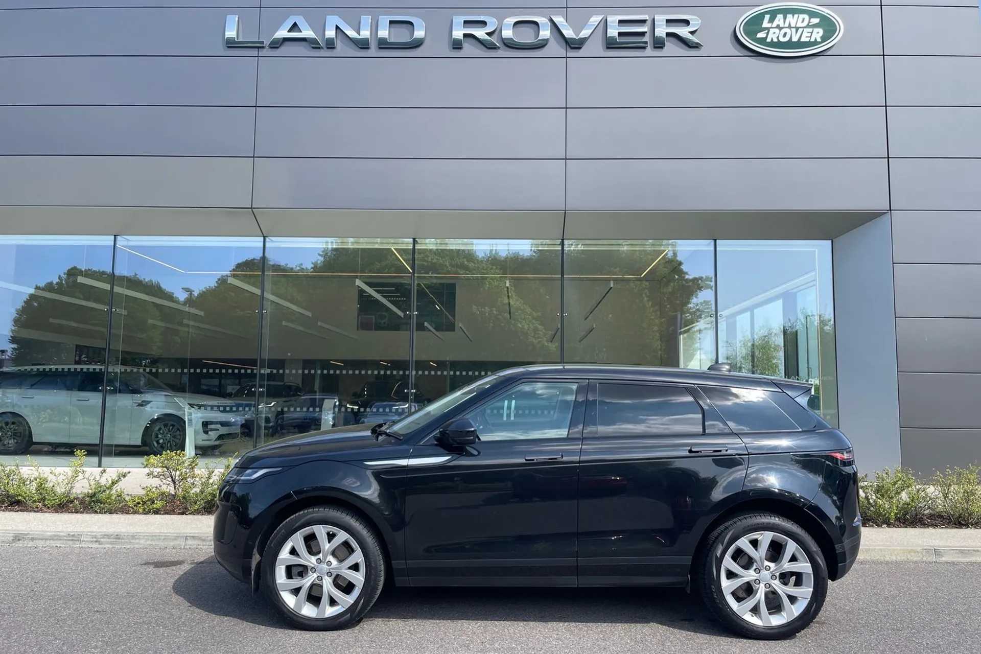LAND ROVER RANGE ROVER EVOQUE thumbnail image number 11
