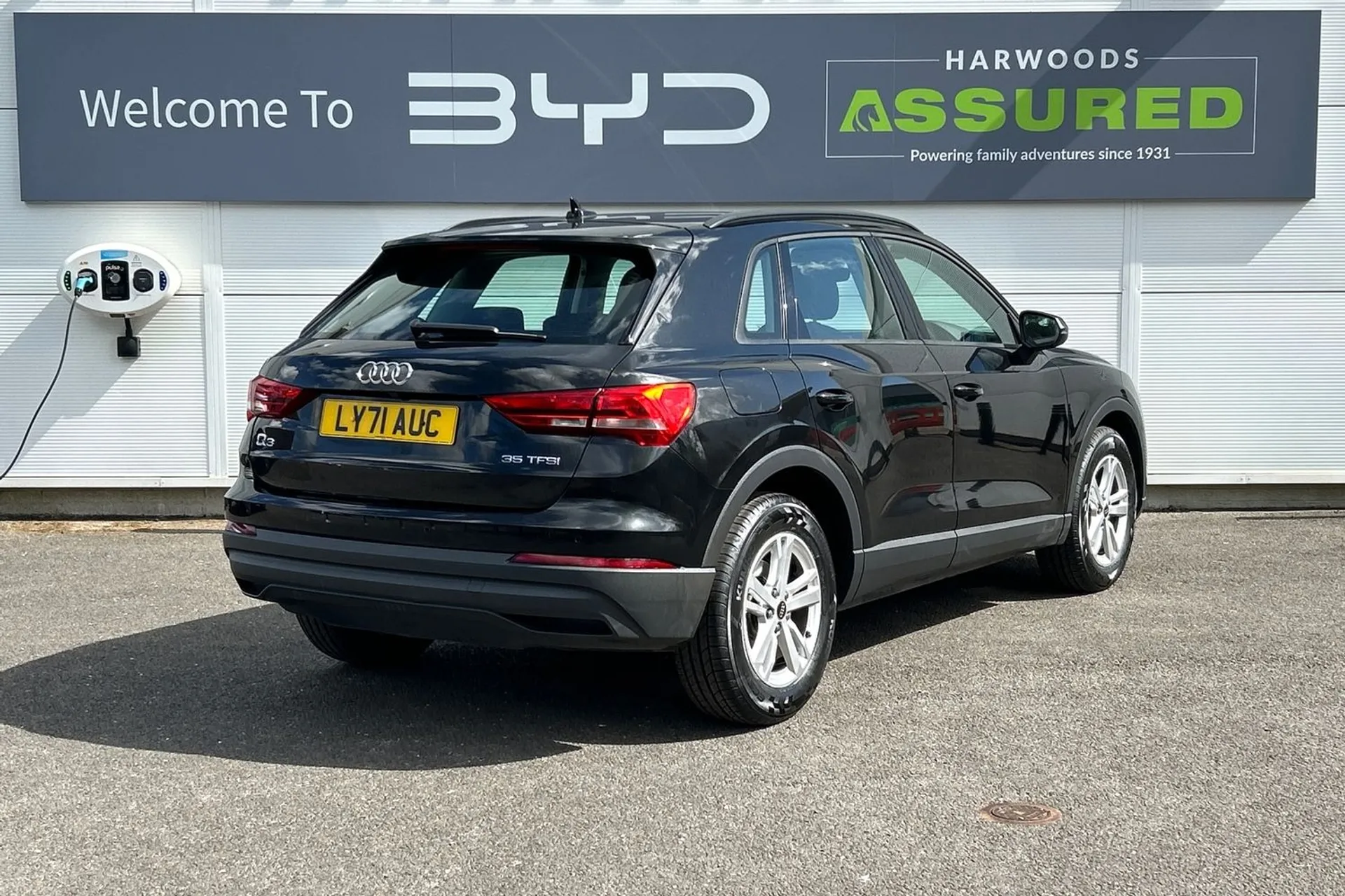 Audi Q3 thumbnail image number 8